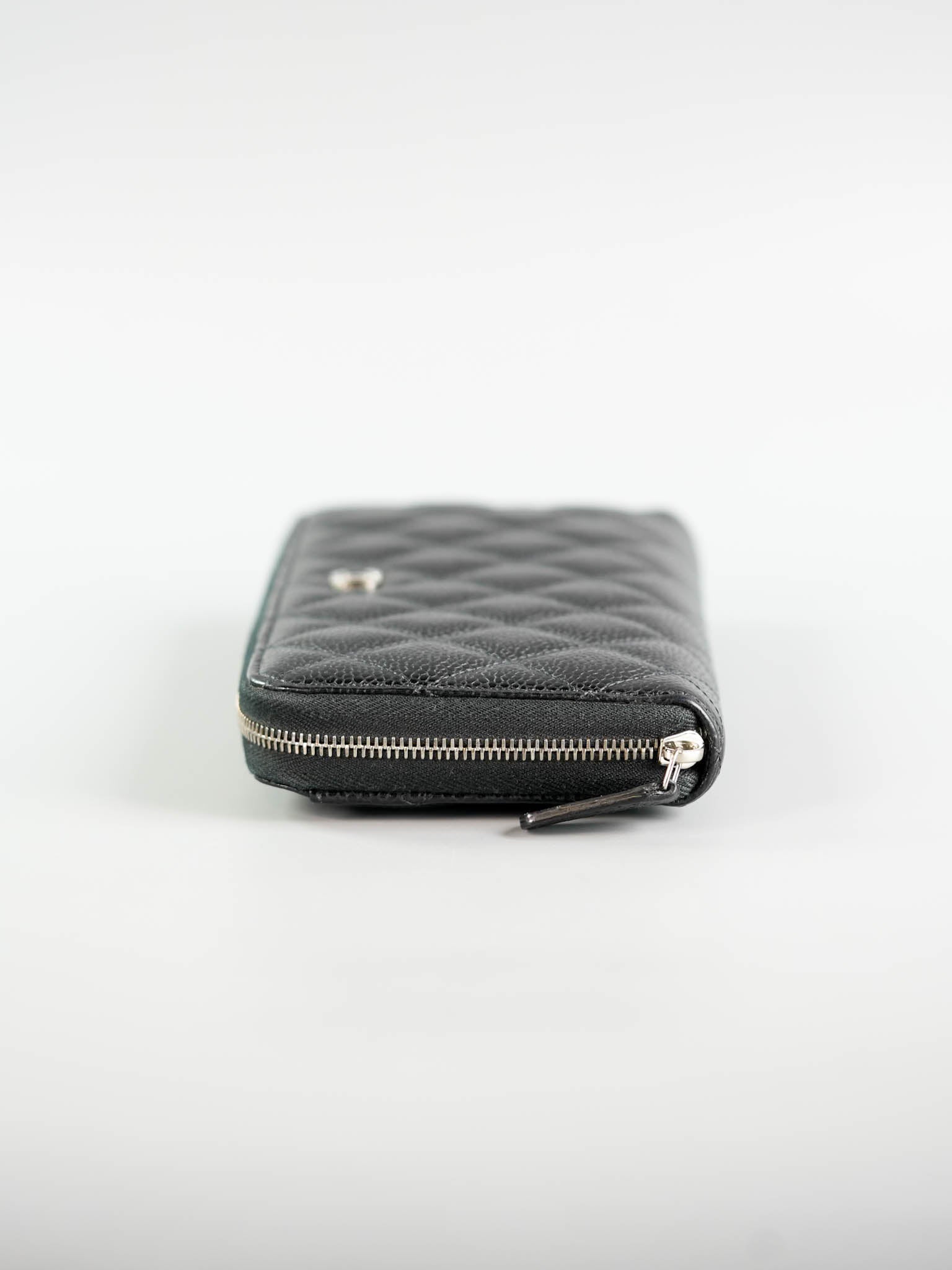 Classic Long Zipped Wallet Black Caviar Leather & Silver Hardware Series 31 | Purse Maison Luxury Bags Shop