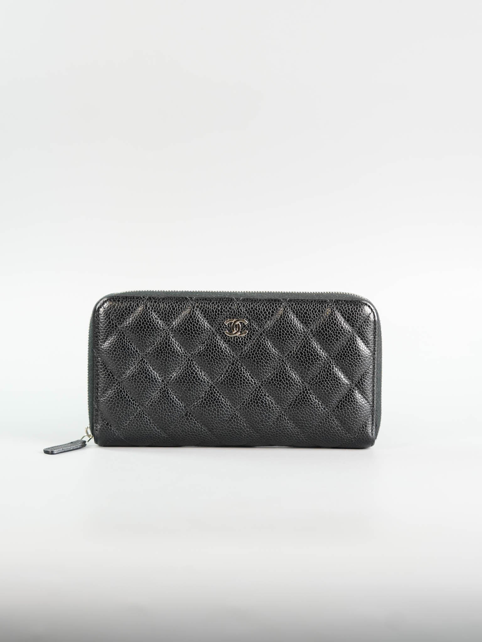 Classic Long Zipped Wallet Black Caviar Leather & Silver Hardware Series 31 | Purse Maison Luxury Bags Shop