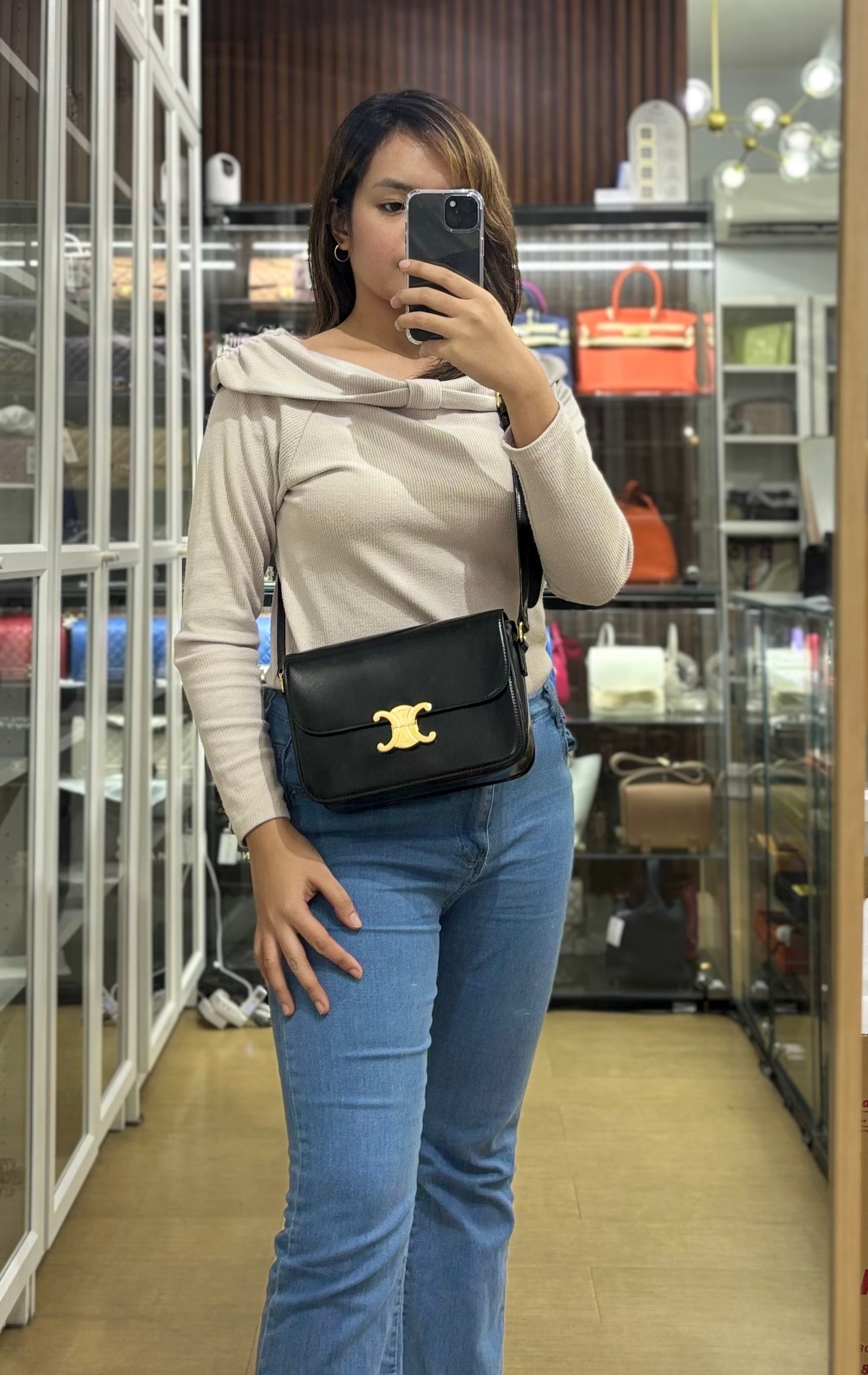 Classic Medium Triomphe in Black Shiny Calfskin Leather | Purse Maison Luxury Bags Shop