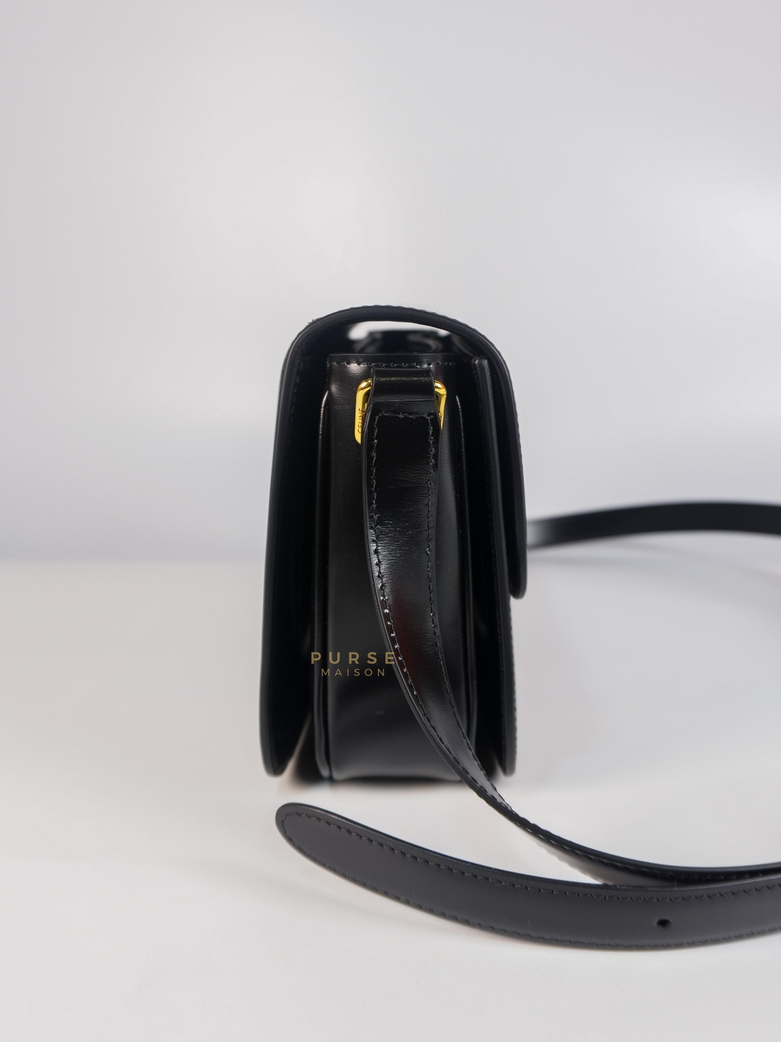 Classic Medium Triomphe in Black Shiny Calfskin Leather | Purse Maison Luxury Bags Shop