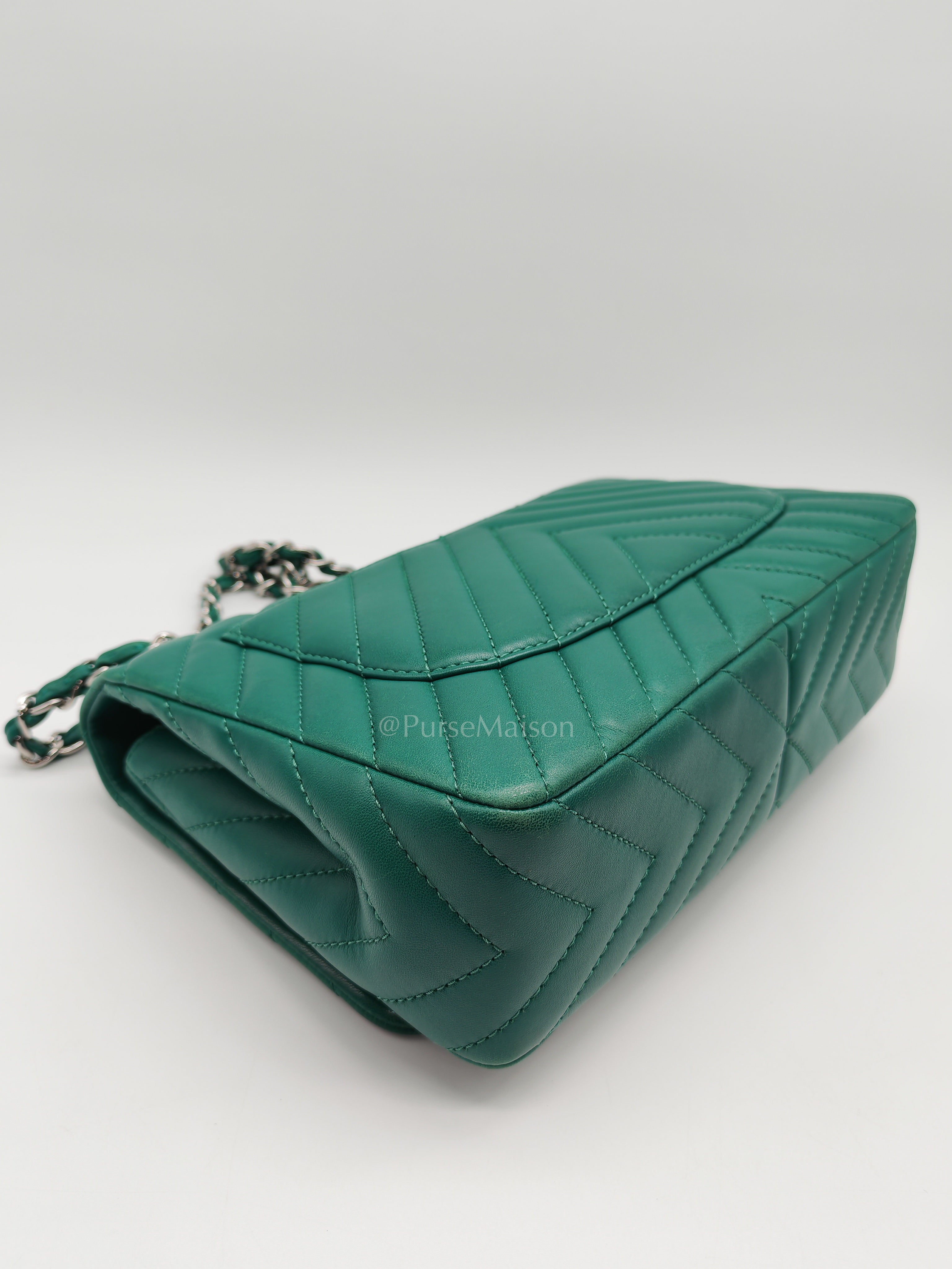 Classic Single Flap in Green Chevron Lambskin Leather & Silver Hardware (Series 13) | Purse Maison Luxury Bags Shop