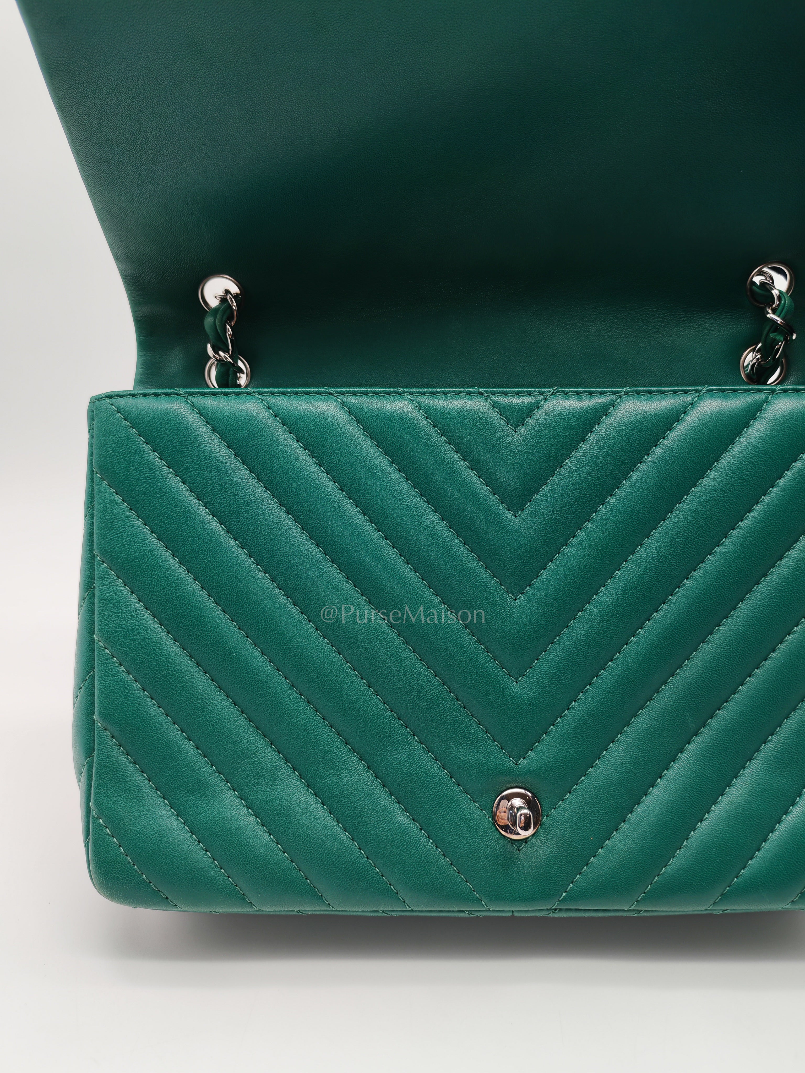 Classic Single Flap in Green Chevron Lambskin Leather & Silver Hardware (Series 13) | Purse Maison Luxury Bags Shop