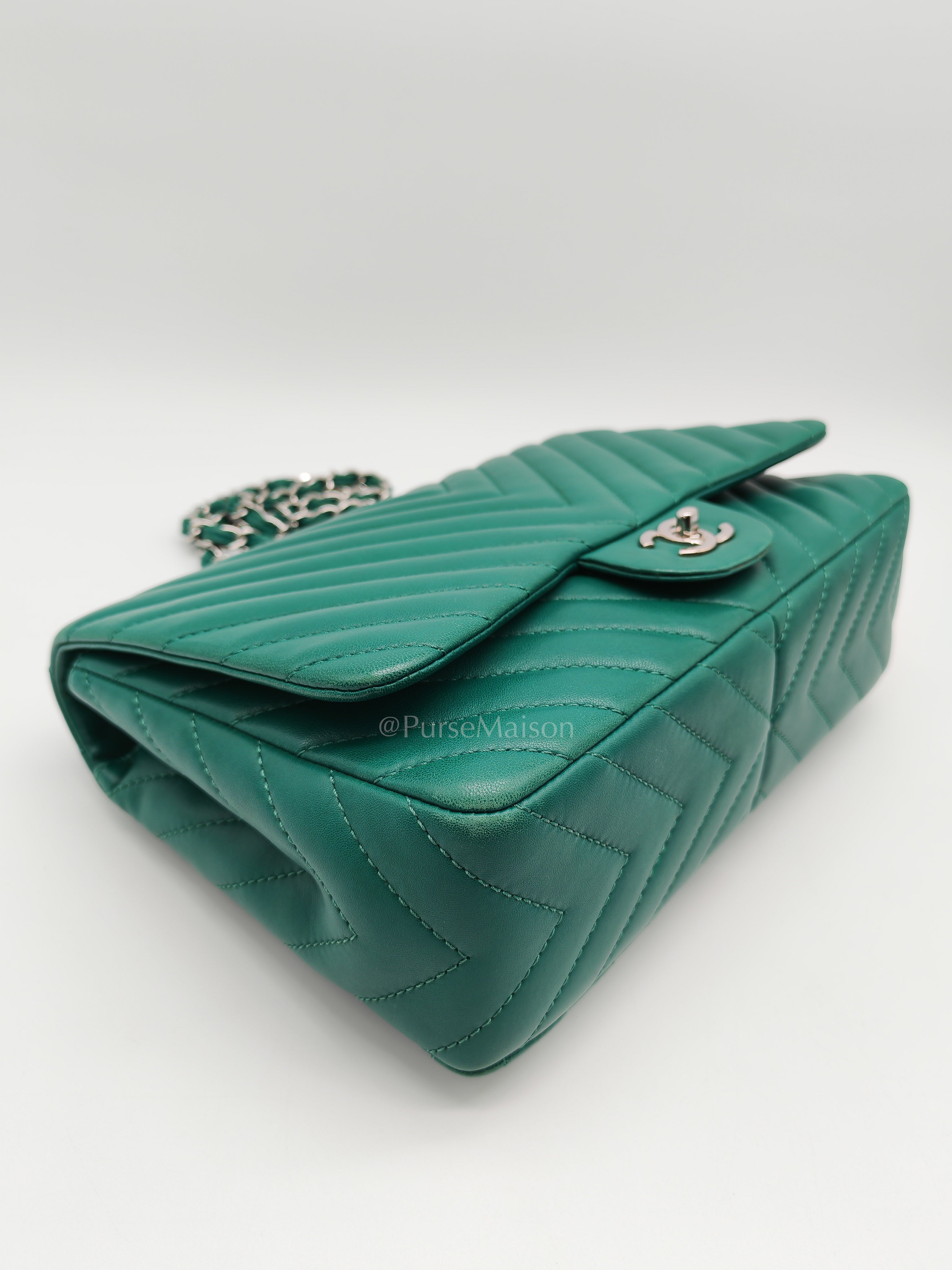 Classic Single Flap in Green Chevron Lambskin Leather & Silver Hardware (Series 13) | Purse Maison Luxury Bags Shop