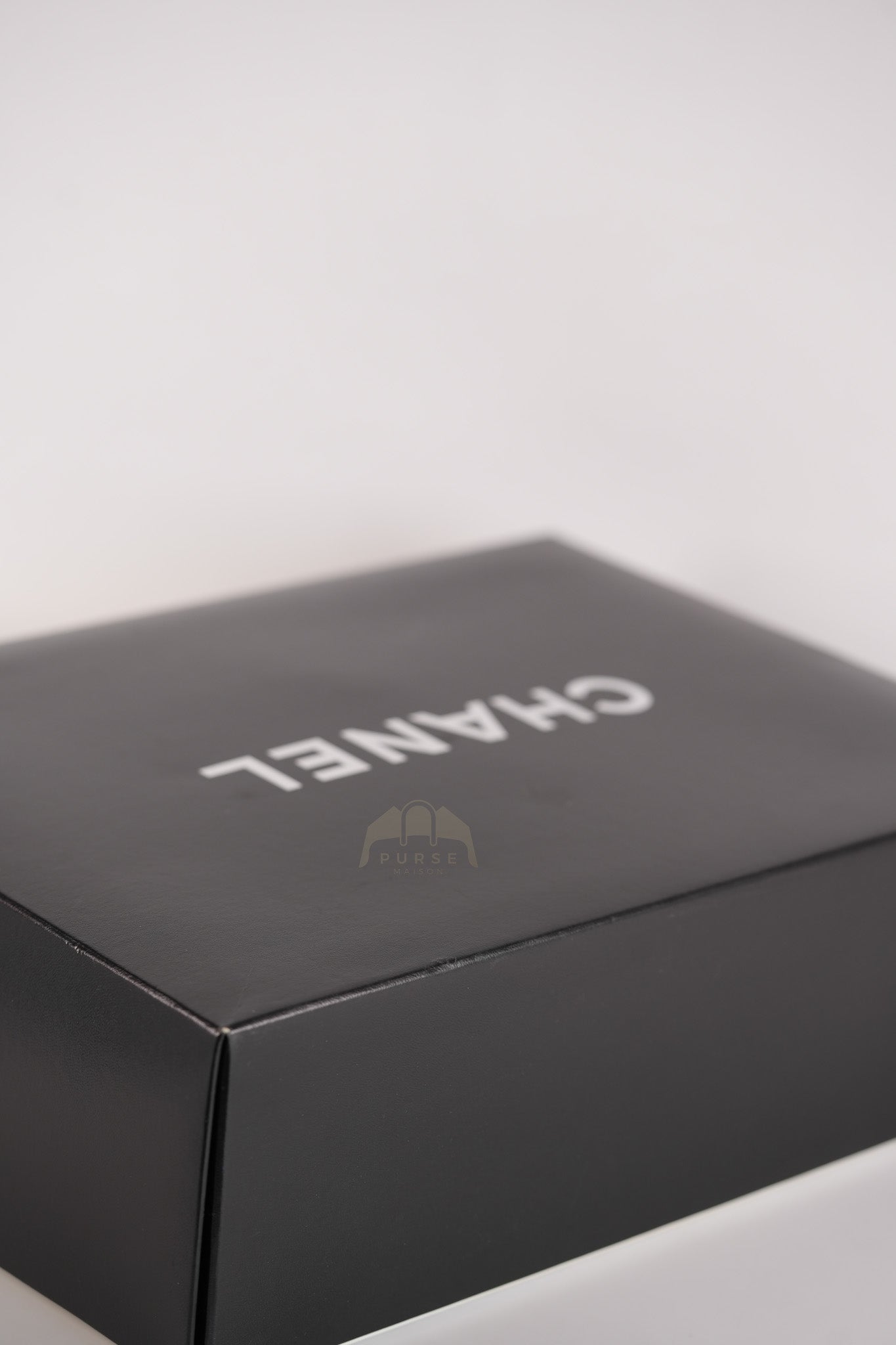 Classic Single Flap Jumbo in Black Caviar Leather Gold Hardware (Series 14) | Purse Maison Luxury Bags Shop