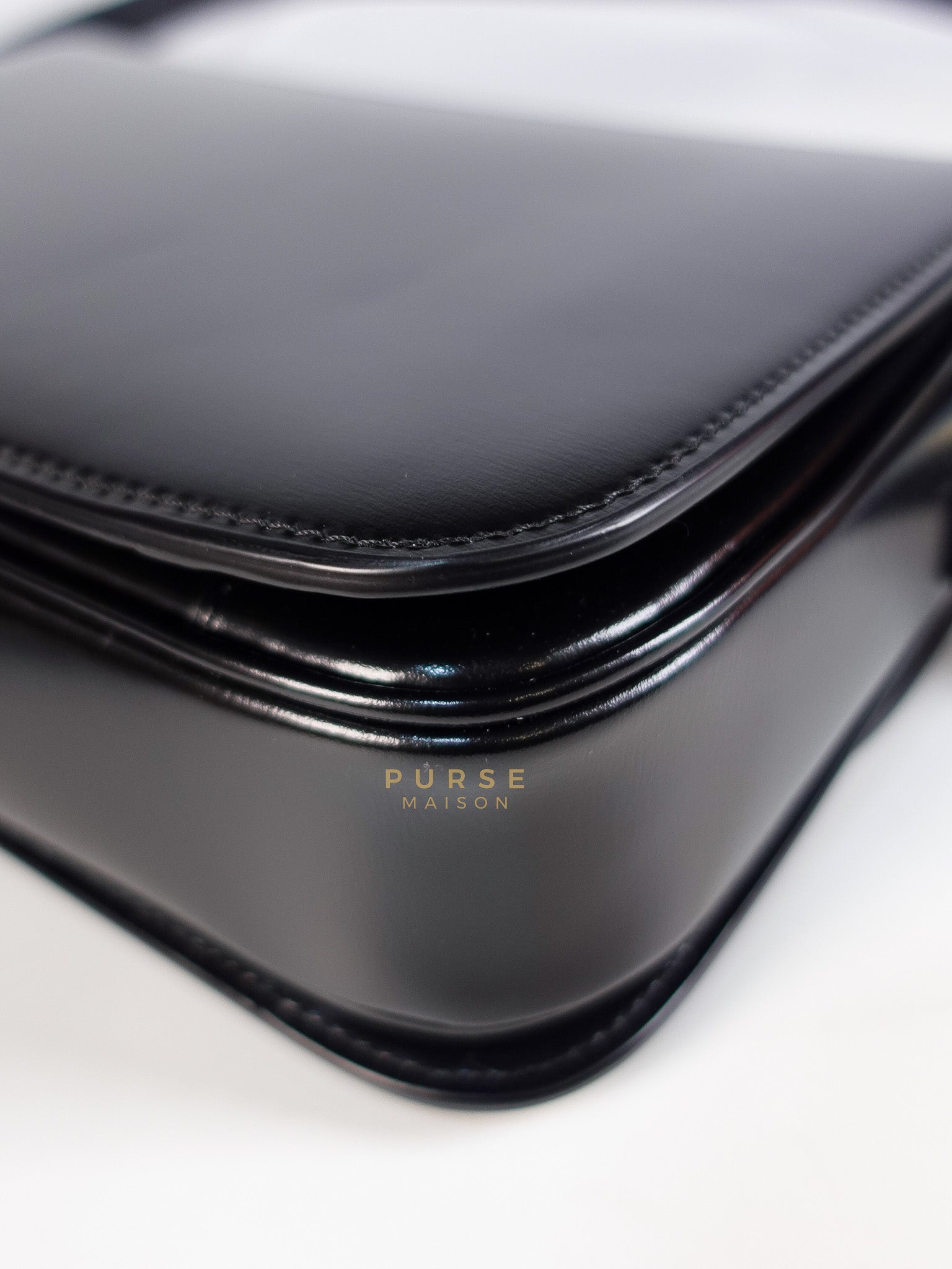 Classic Triomphe Medium Black Shiny Calfskin Leather | Purse Maison Luxury Bags Shop