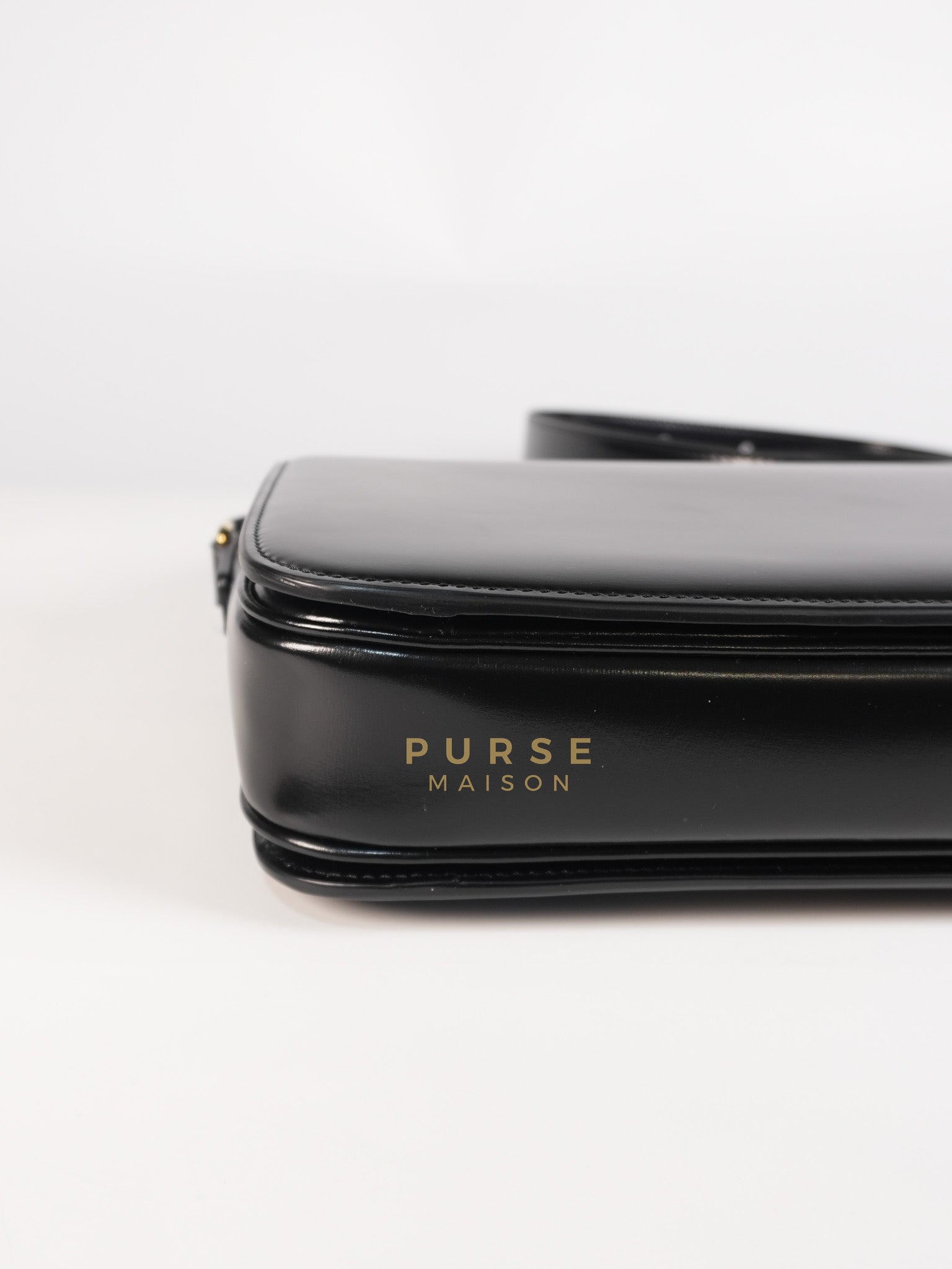 Classic Triomphe Medium Black Shiny Calfskin Leather | Purse Maison Luxury Bags Shop