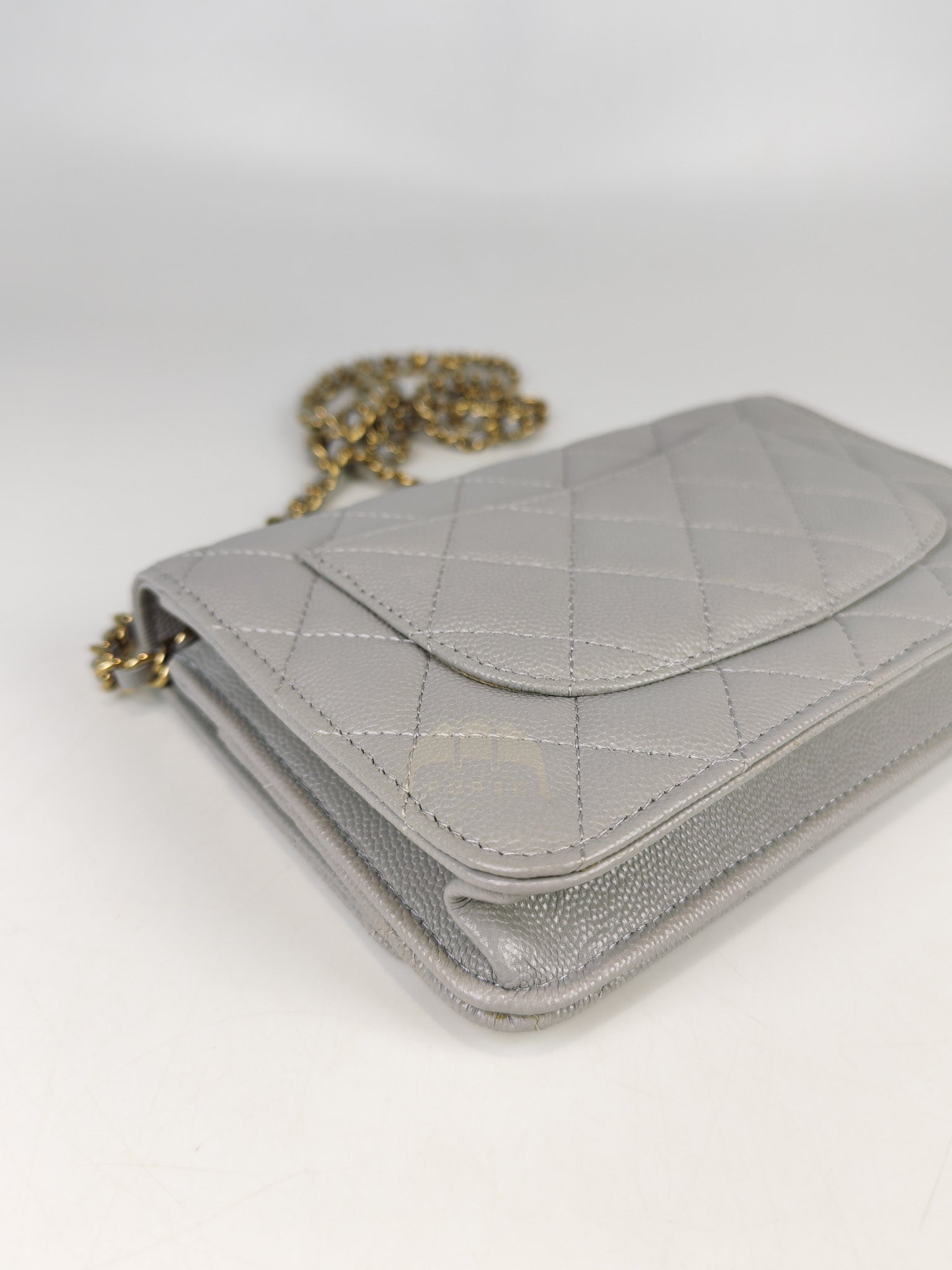 Classic Wallet On Chain in Light Gray Caviar Leather & Light Gold Hardware (Microchip) | Purse Maison Luxury Bags Shop