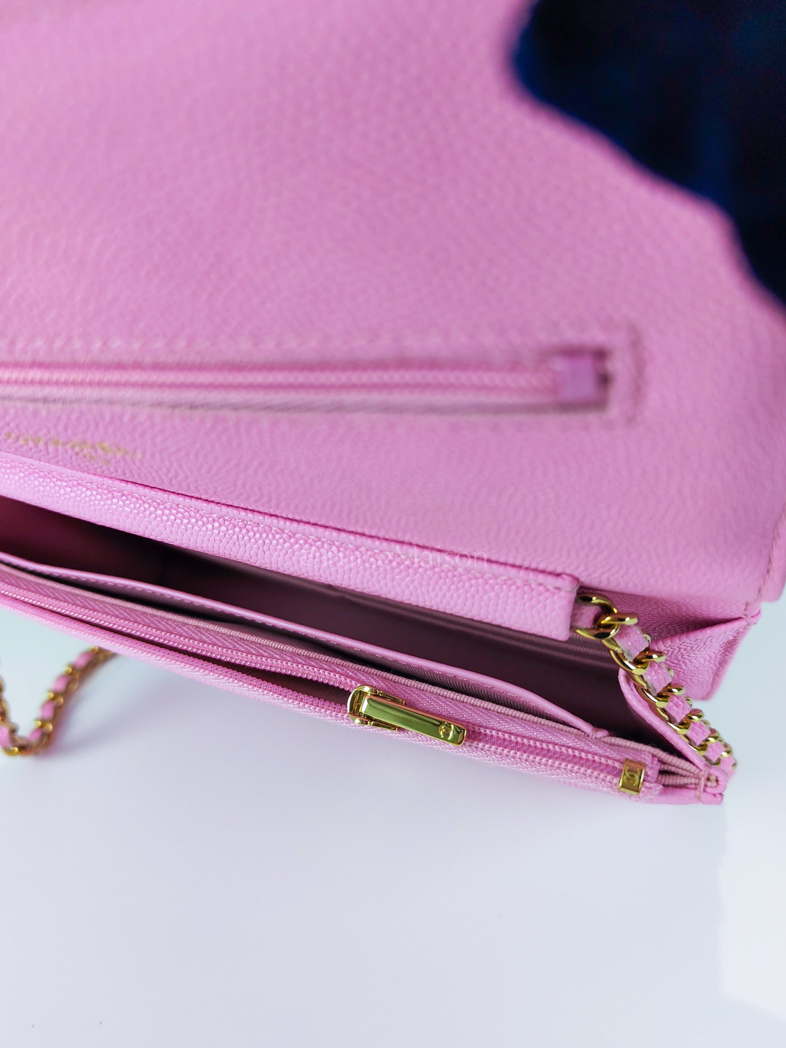 Classic Wallet On Chain in Pink Caviar Leather Gold Hardware (Microchip) | Purse Maison Luxury Bags Shop
