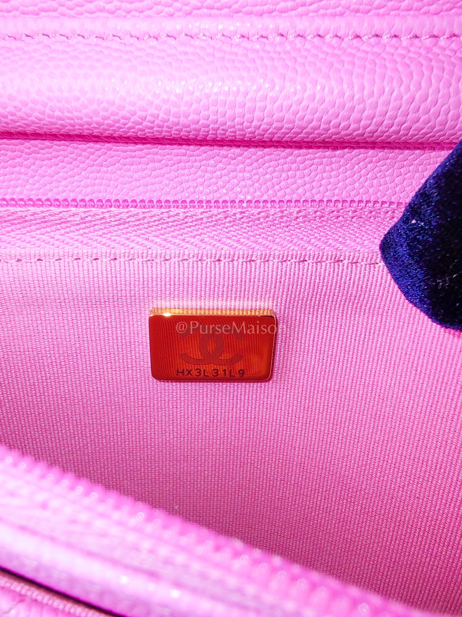 Classic Wallet On Chain in Pink Caviar Leather Gold Hardware (Microchip) | Purse Maison Luxury Bags Shop