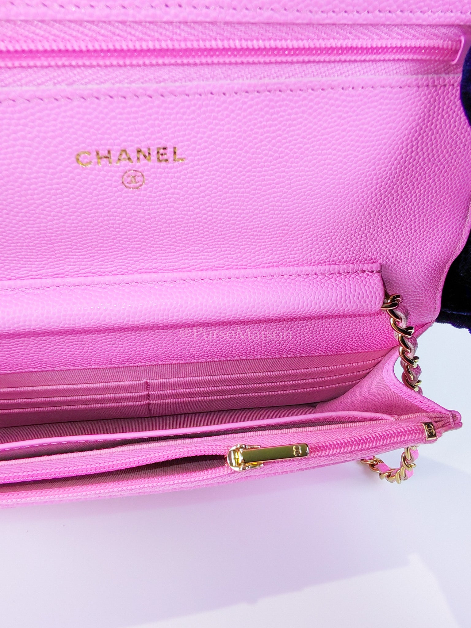 Classic Wallet On Chain in Pink Caviar Leather Gold Hardware (Microchip) | Purse Maison Luxury Bags Shop