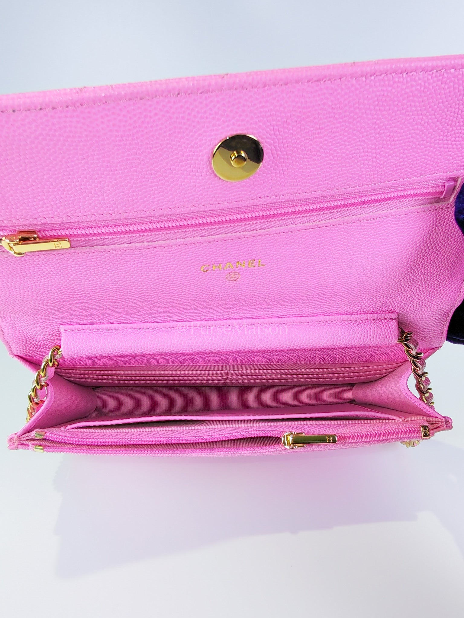 Classic Wallet On Chain in Pink Caviar Leather Gold Hardware (Microchip) | Purse Maison Luxury Bags Shop