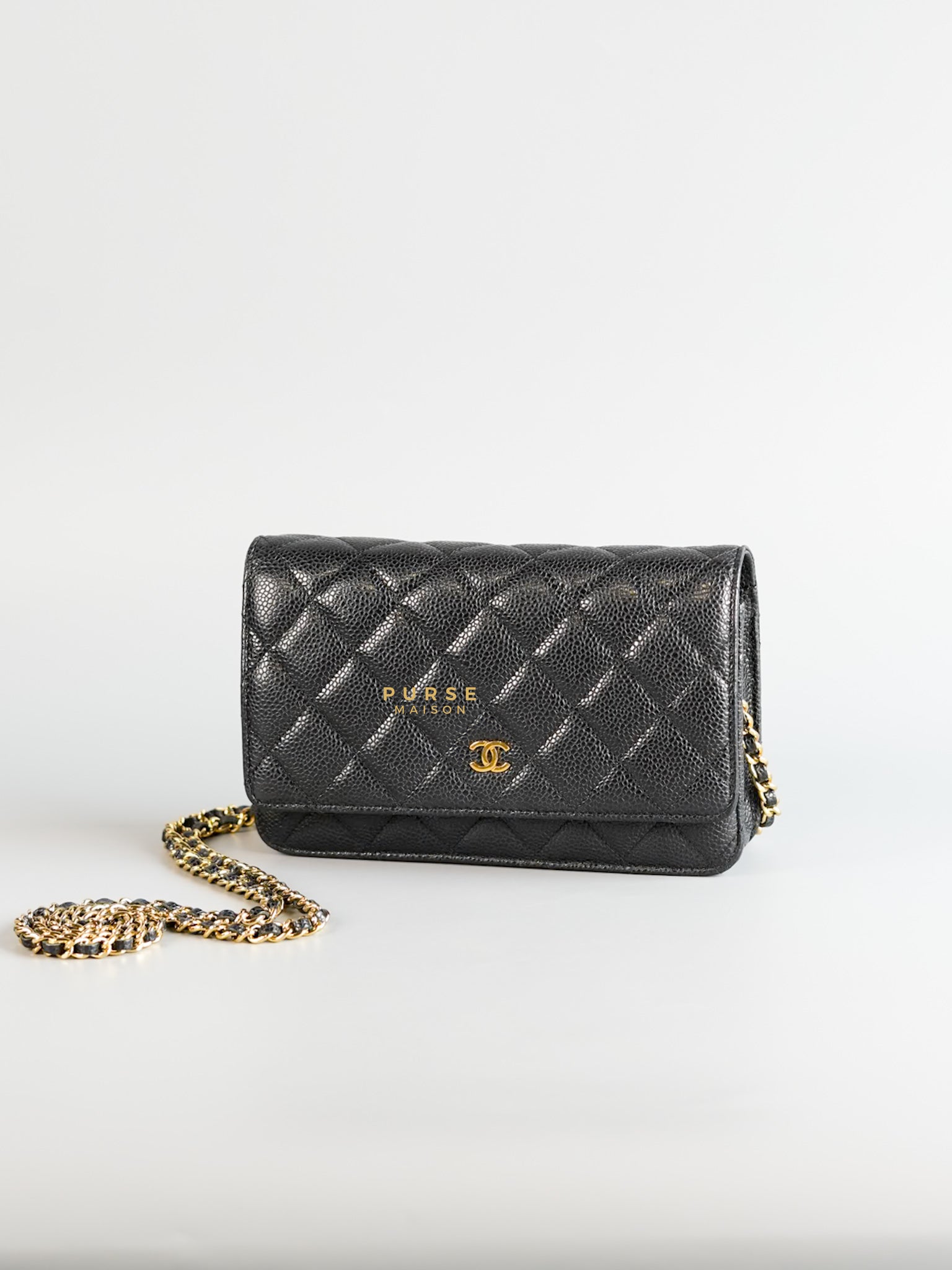 Classic Wallet on Chain (WOC) in Caviar Leather and Light Gold Hardware Series 19 | Purse Maison Luxury Bags Shop