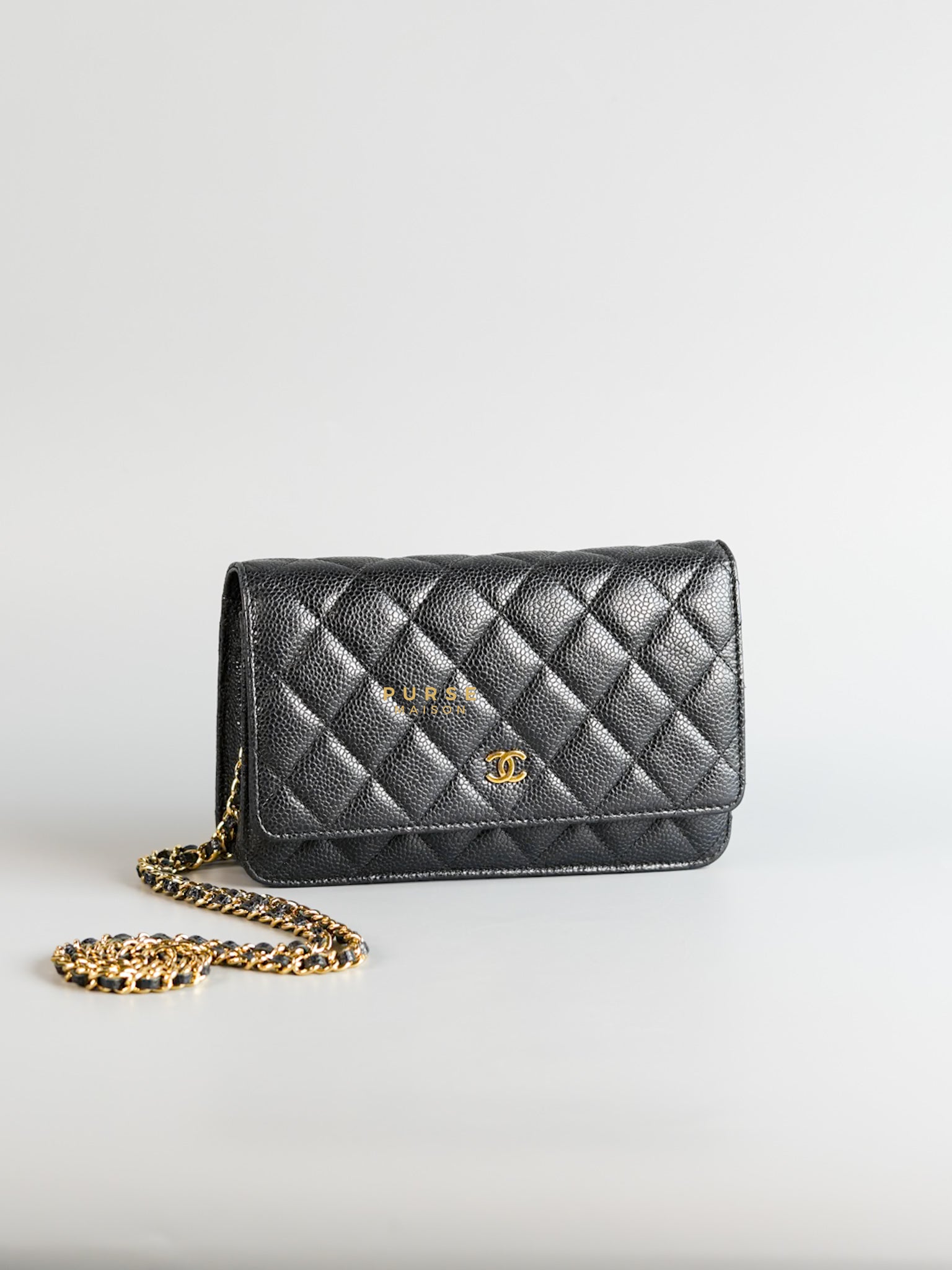 Classic Wallet on Chain (WOC) in Caviar Leather and Light Gold Hardware Series 19 | Purse Maison Luxury Bags Shop