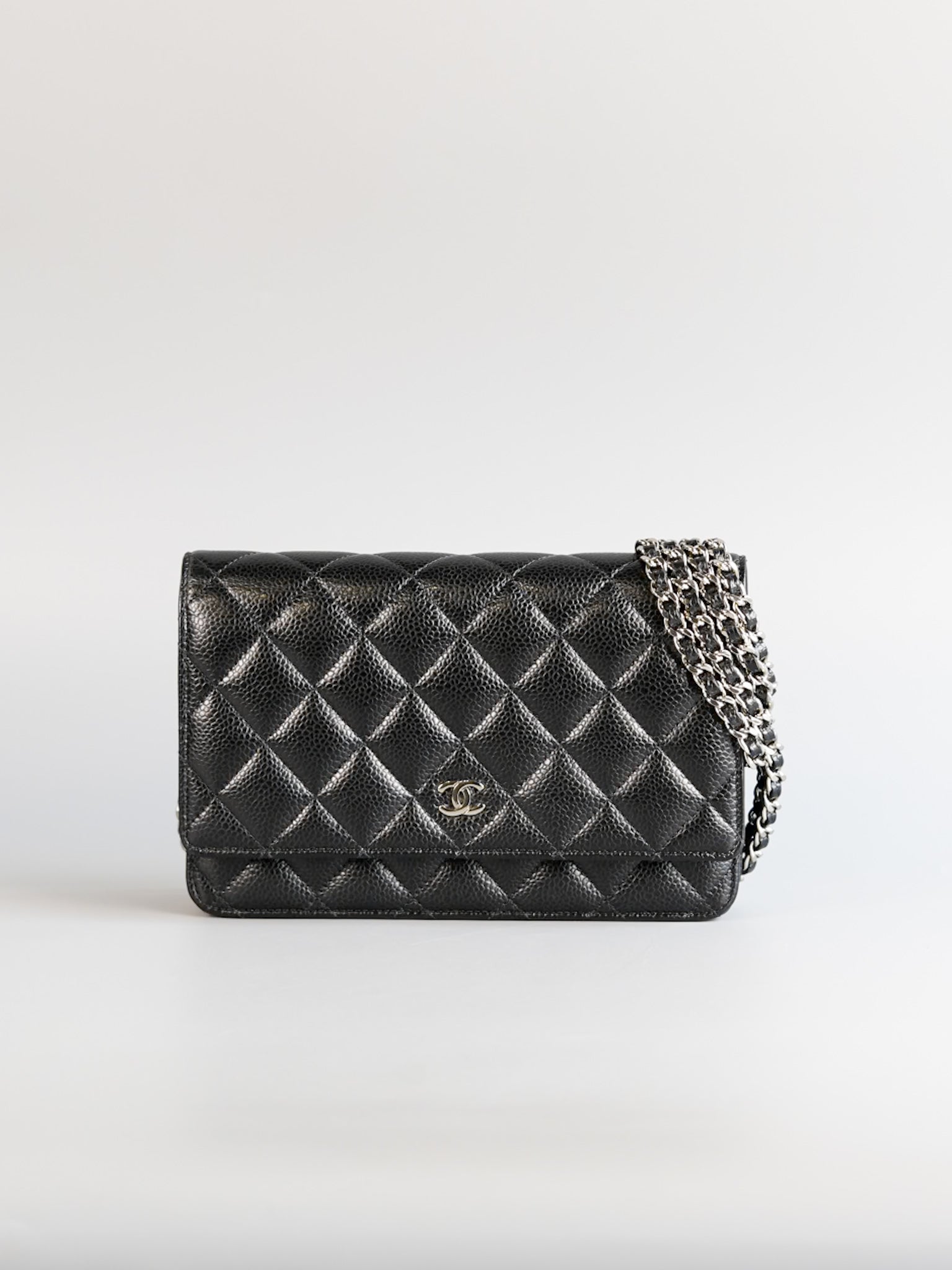 Classic Wallet on Chain WOC in Caviar Leather and Silver Hardware Series 27