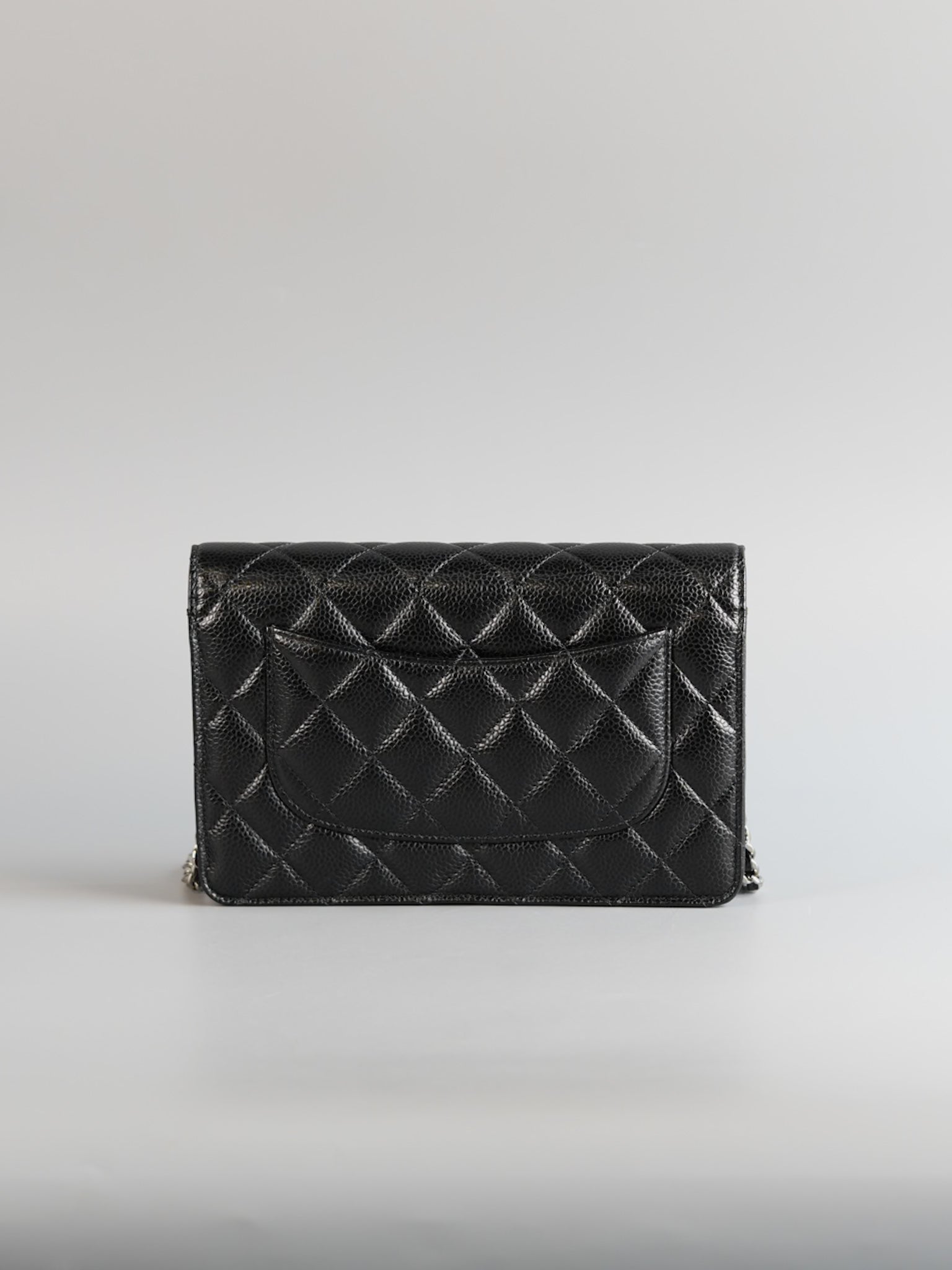 Classic Wallet on Chain (WOC) in Caviar Leather and Silver Hardware Series 27 | Purse Maison Luxury Bags Shop