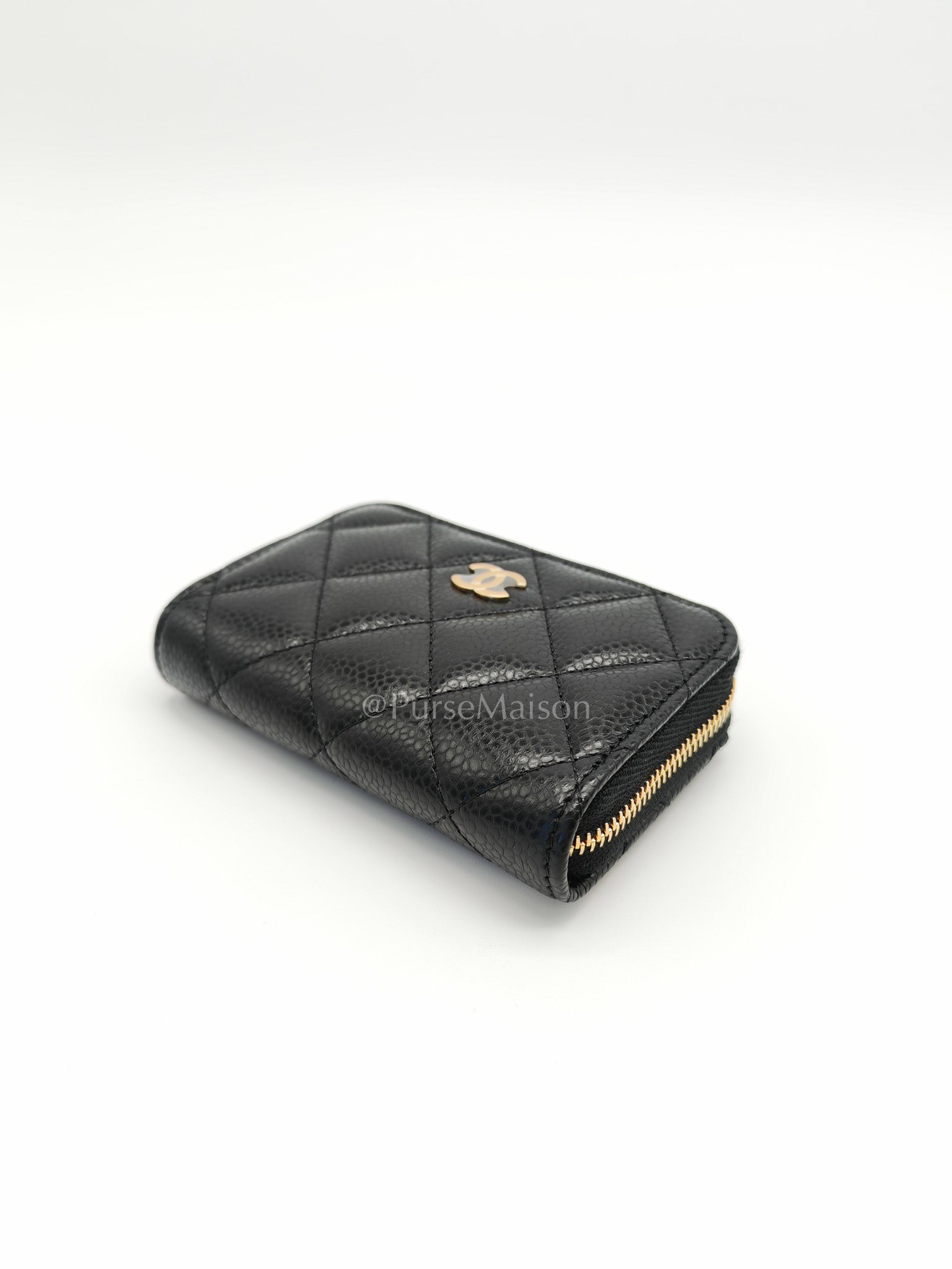Classic Zippy Card Holder in Black Caviar Leather and Gold Hardware (Microchip) | Purse Maison Luxury Bags Shop