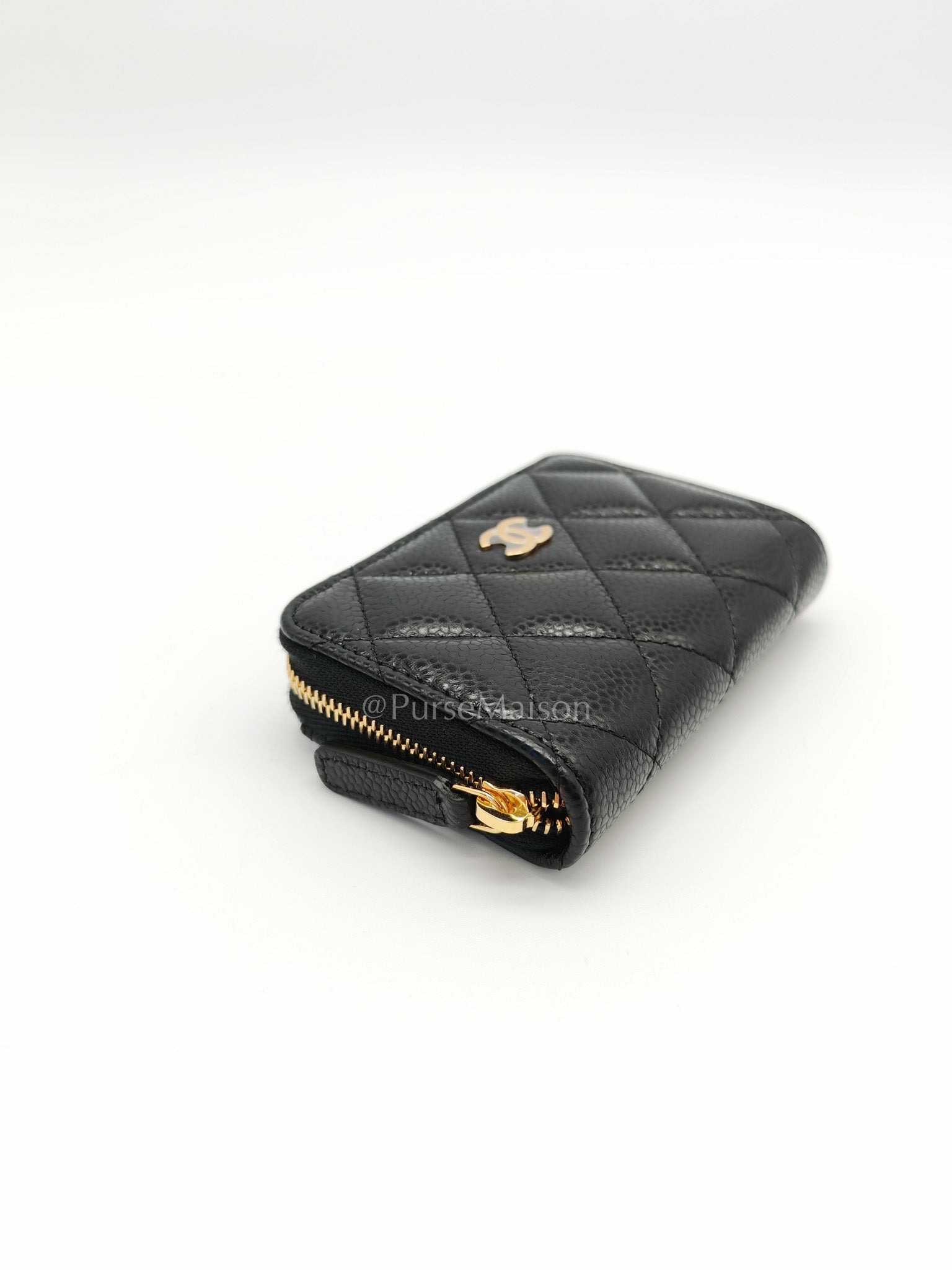 Classic Zippy Card Holder in Black Caviar Leather and Gold Hardware (Microchip) | Purse Maison Luxury Bags Shop