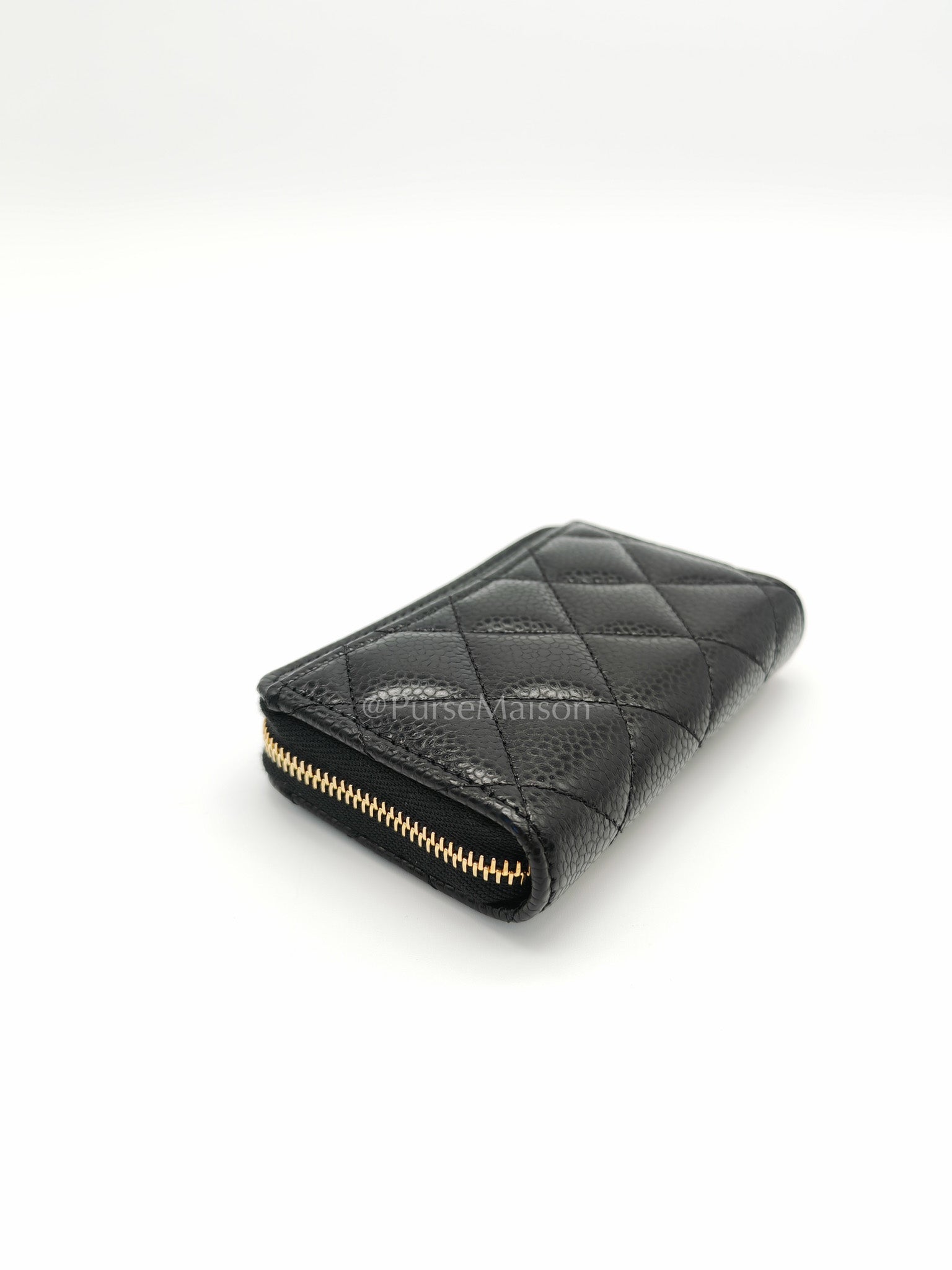 Classic Zippy Card Holder in Black Caviar Leather and Gold Hardware (Microchip) | Purse Maison Luxury Bags Shop