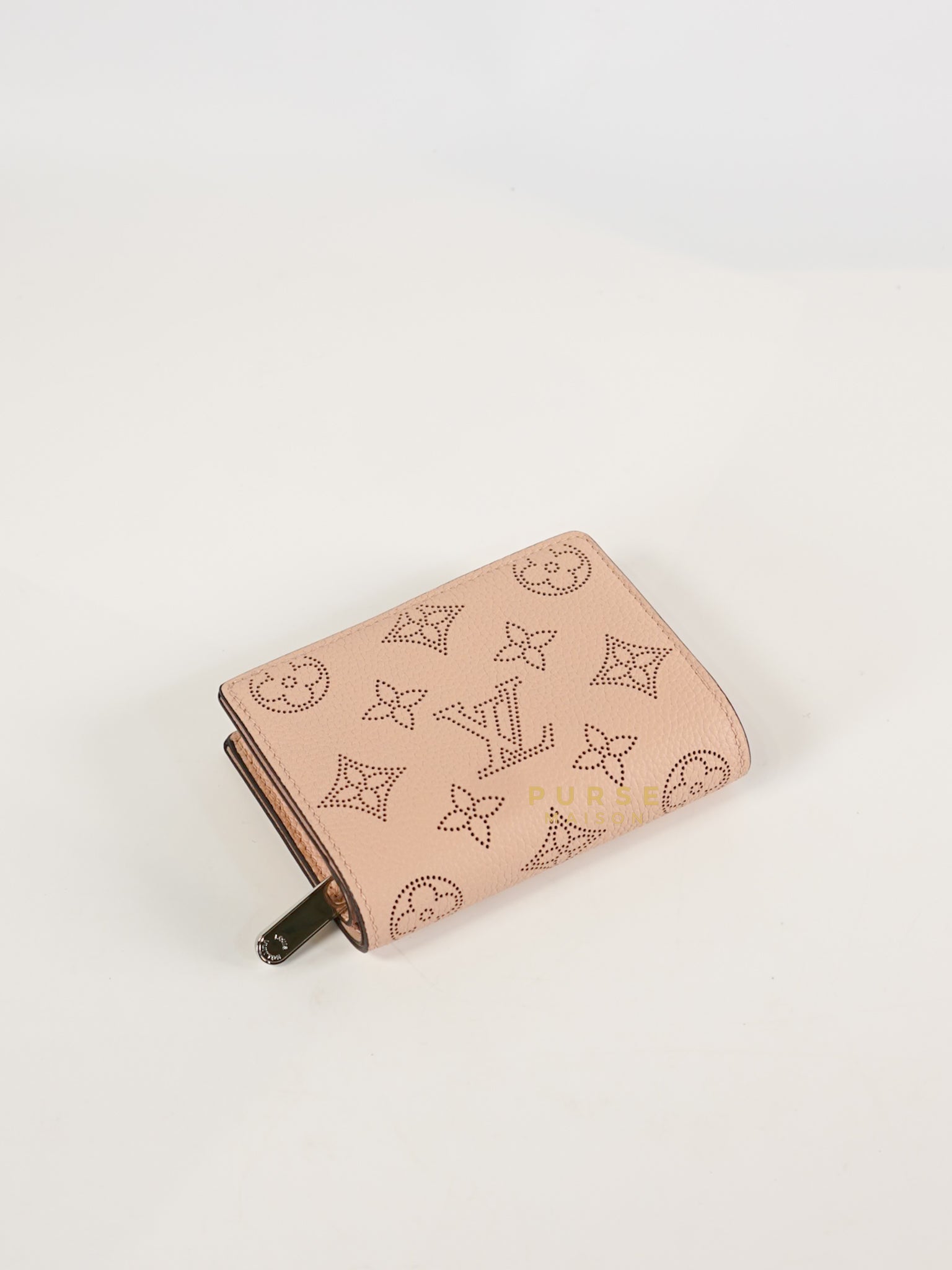 Cléa Wallet in Rose Jasmin Mahina Leather (Microchip) | Purse Maison Luxury Bags Shop