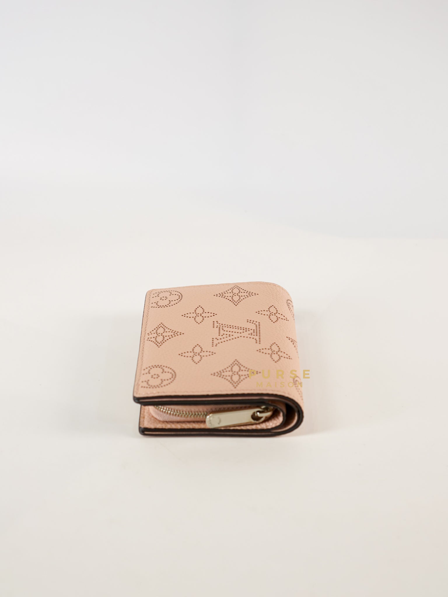 Cléa Wallet in Rose Jasmin Mahina Leather (Microchip) | Purse Maison Luxury Bags Shop