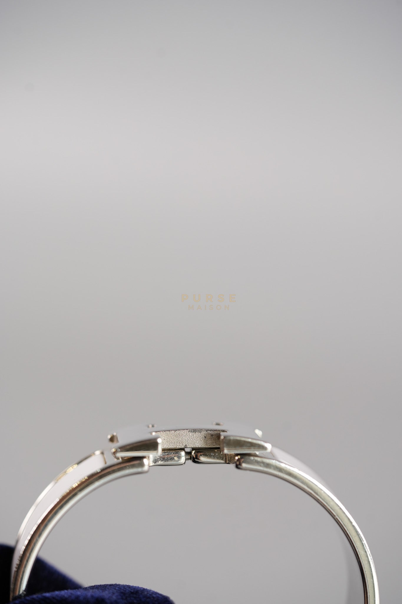 Clic Clac H Bangle PM White | Purse Maison Luxury Bags Shop