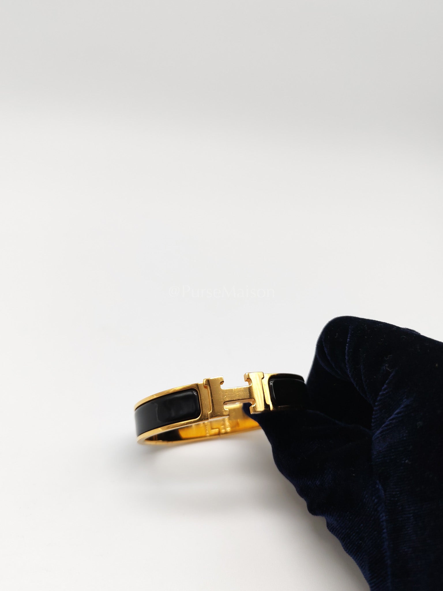 Clic H PM in Black Enamel Gold Hardware Bangle | Purse Maison Luxury Bags Shop