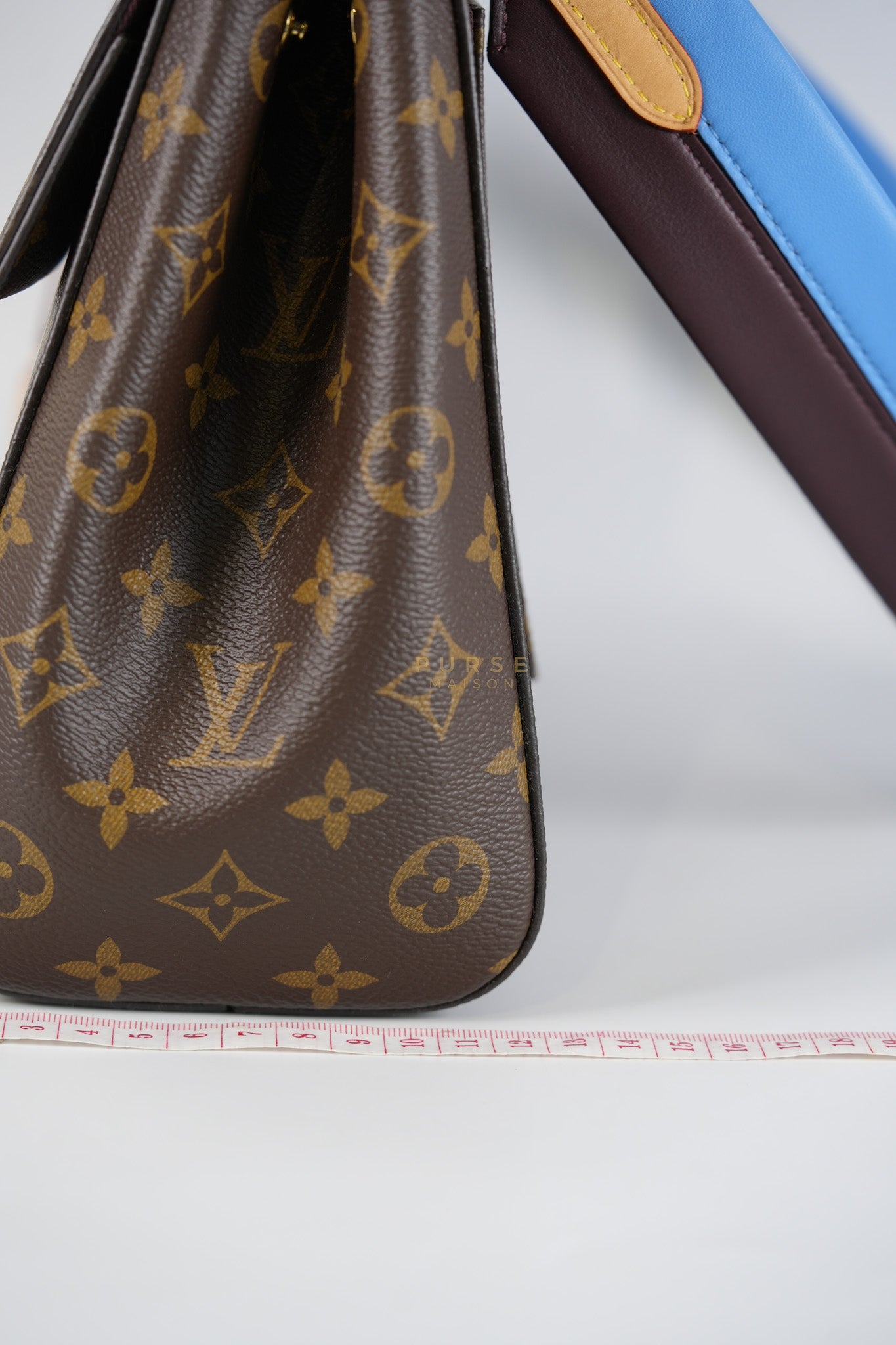 Cluny MM in Monogram Canvas (Date code: CA0220) | Purse Maison Luxury Bags Shop