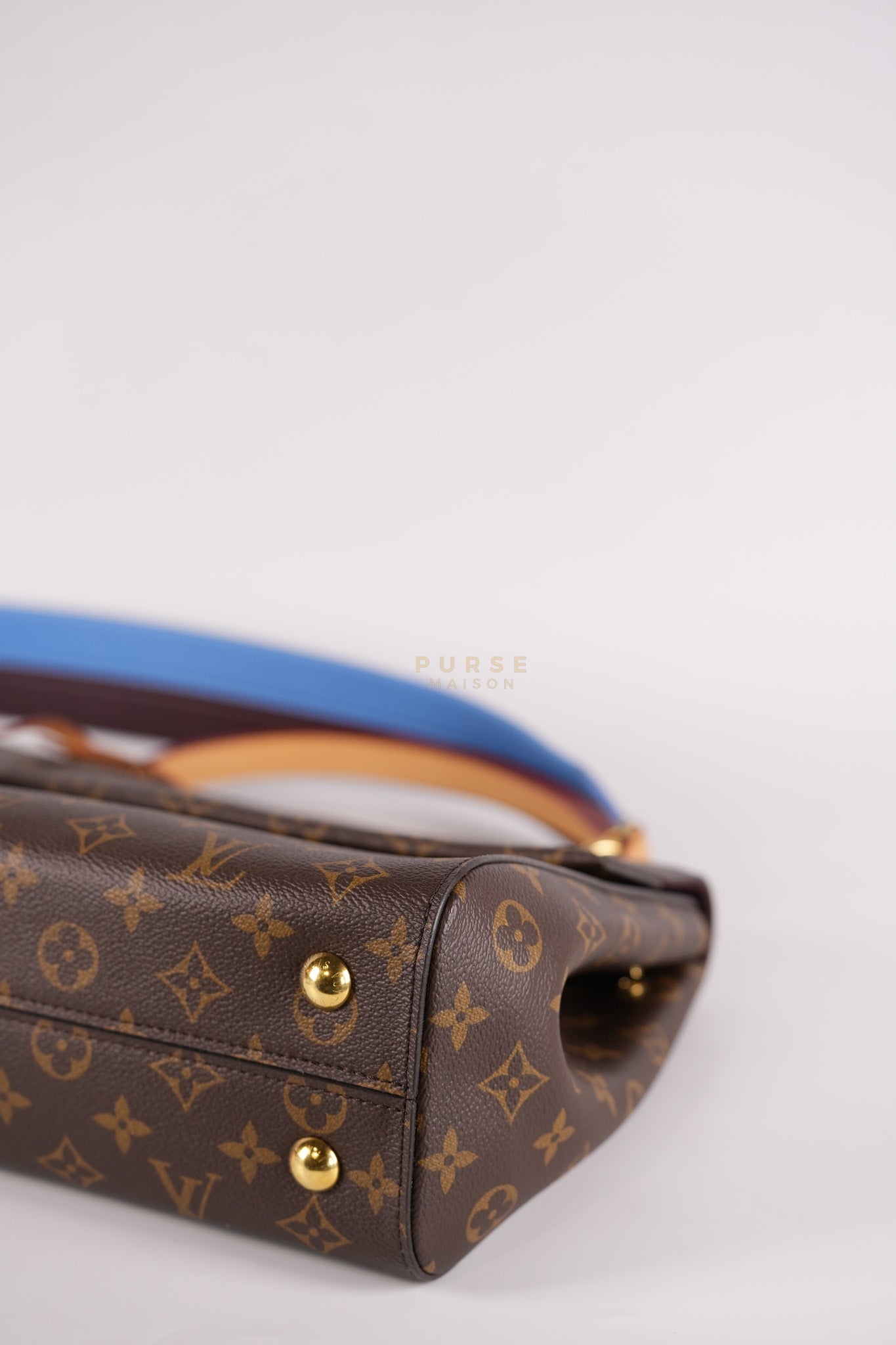 Cluny MM in Monogram Canvas (Date code: CA0220) | Purse Maison Luxury Bags Shop