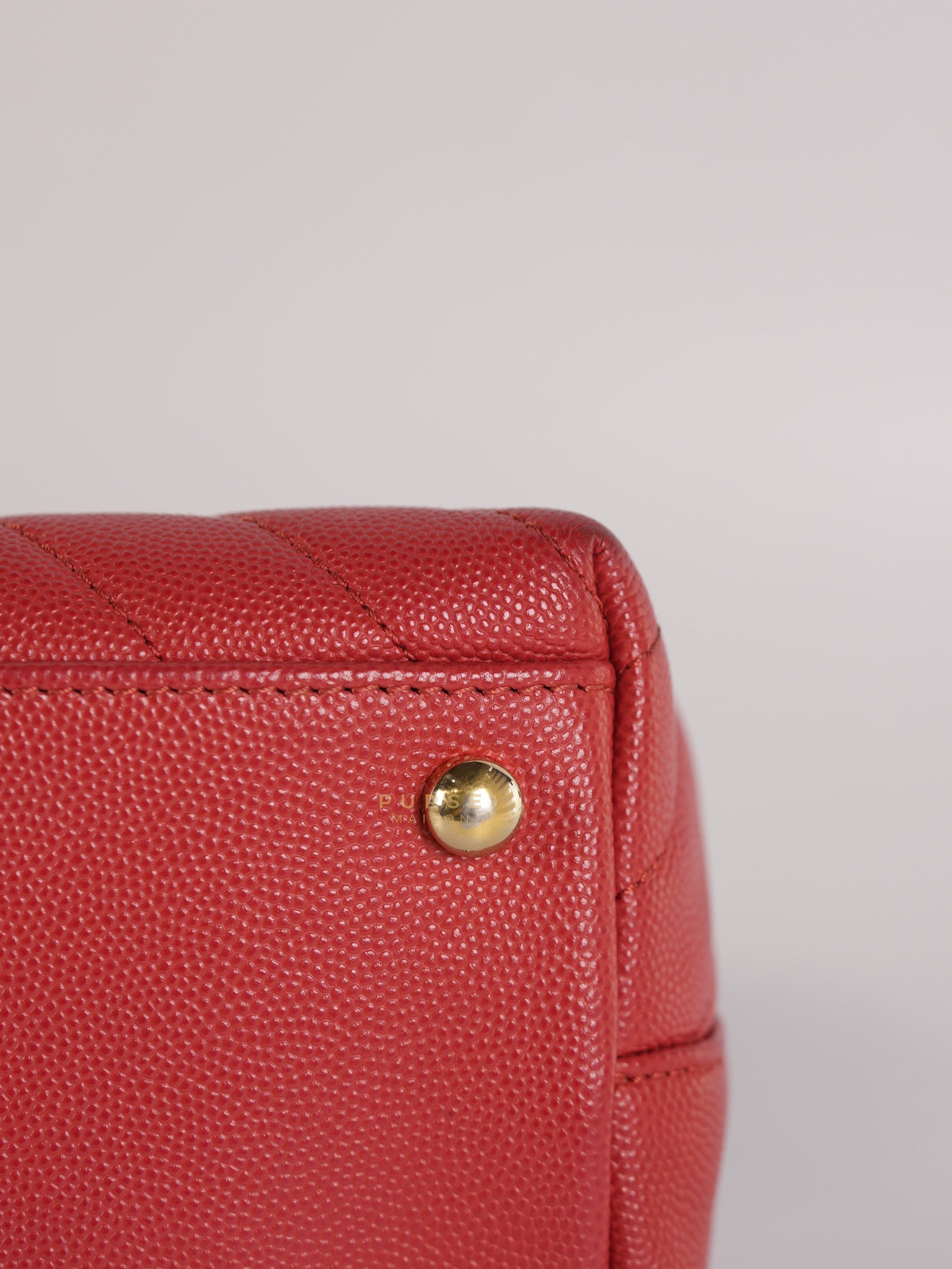 Coco Handle Medium in Red Caviar Leather & Gold Hardware(Series 29) | Purse Maison Luxury Bags Shop