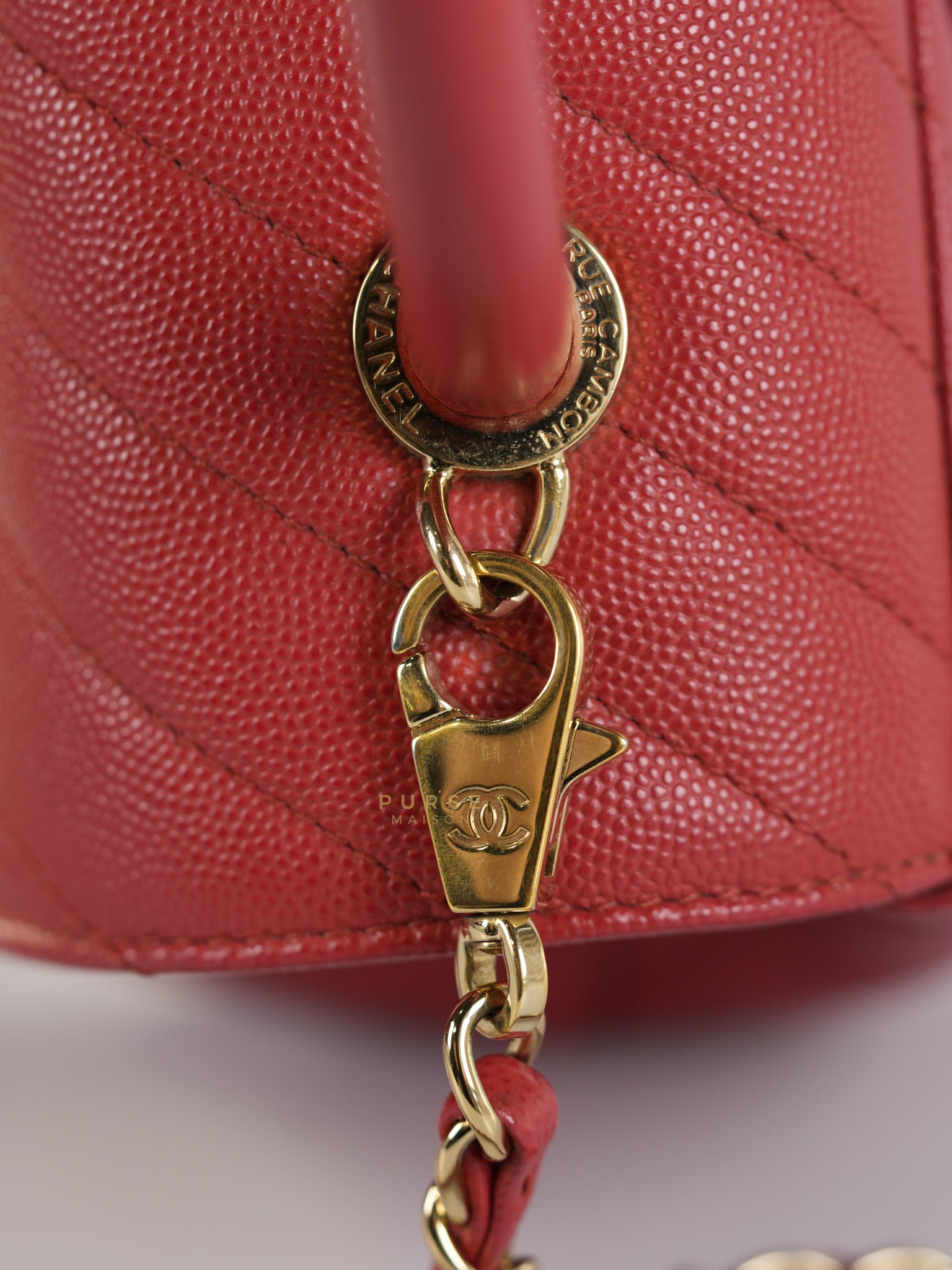 Coco Handle Medium in Red Caviar Leather & Gold Hardware(Series 29) | Purse Maison Luxury Bags Shop