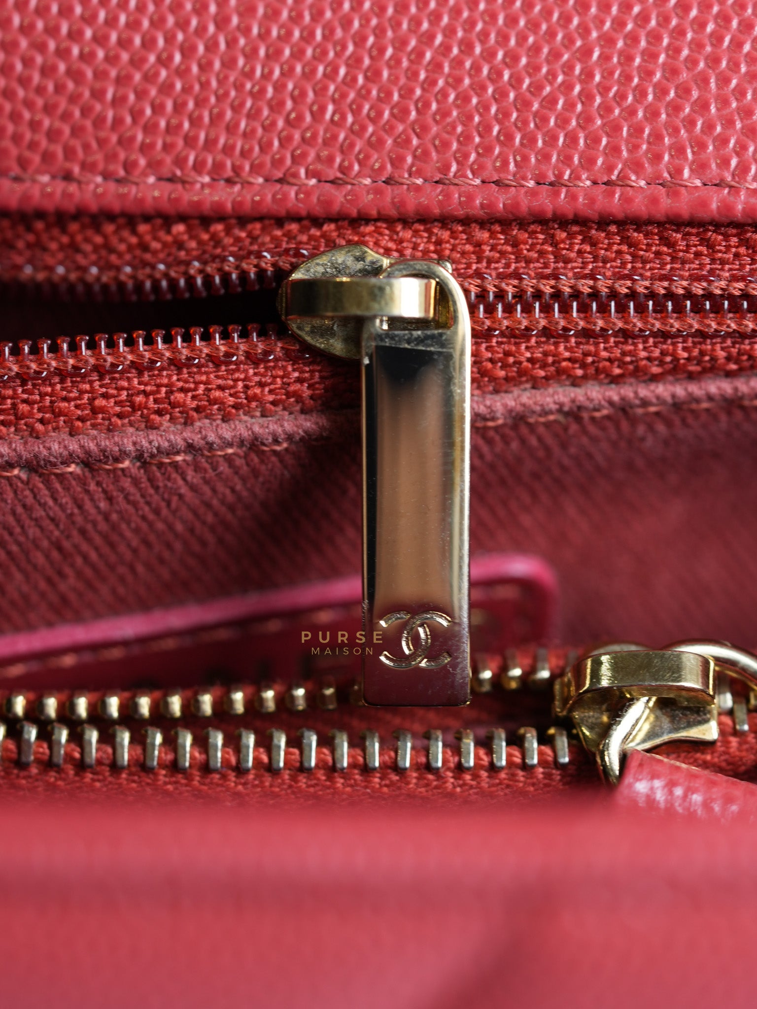 Coco Handle Medium in Red Caviar Leather & Gold Hardware(Series 29) | Purse Maison Luxury Bags Shop