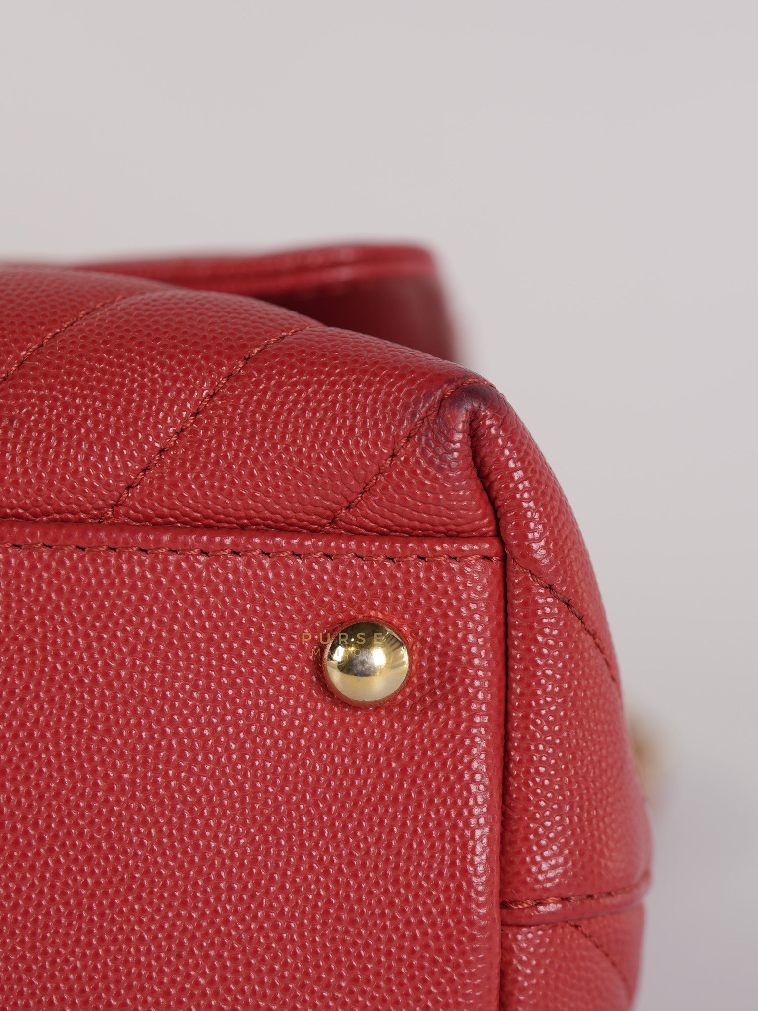 Coco Handle Medium in Red Caviar Leather & Gold Hardware(Series 29) | Purse Maison Luxury Bags Shop