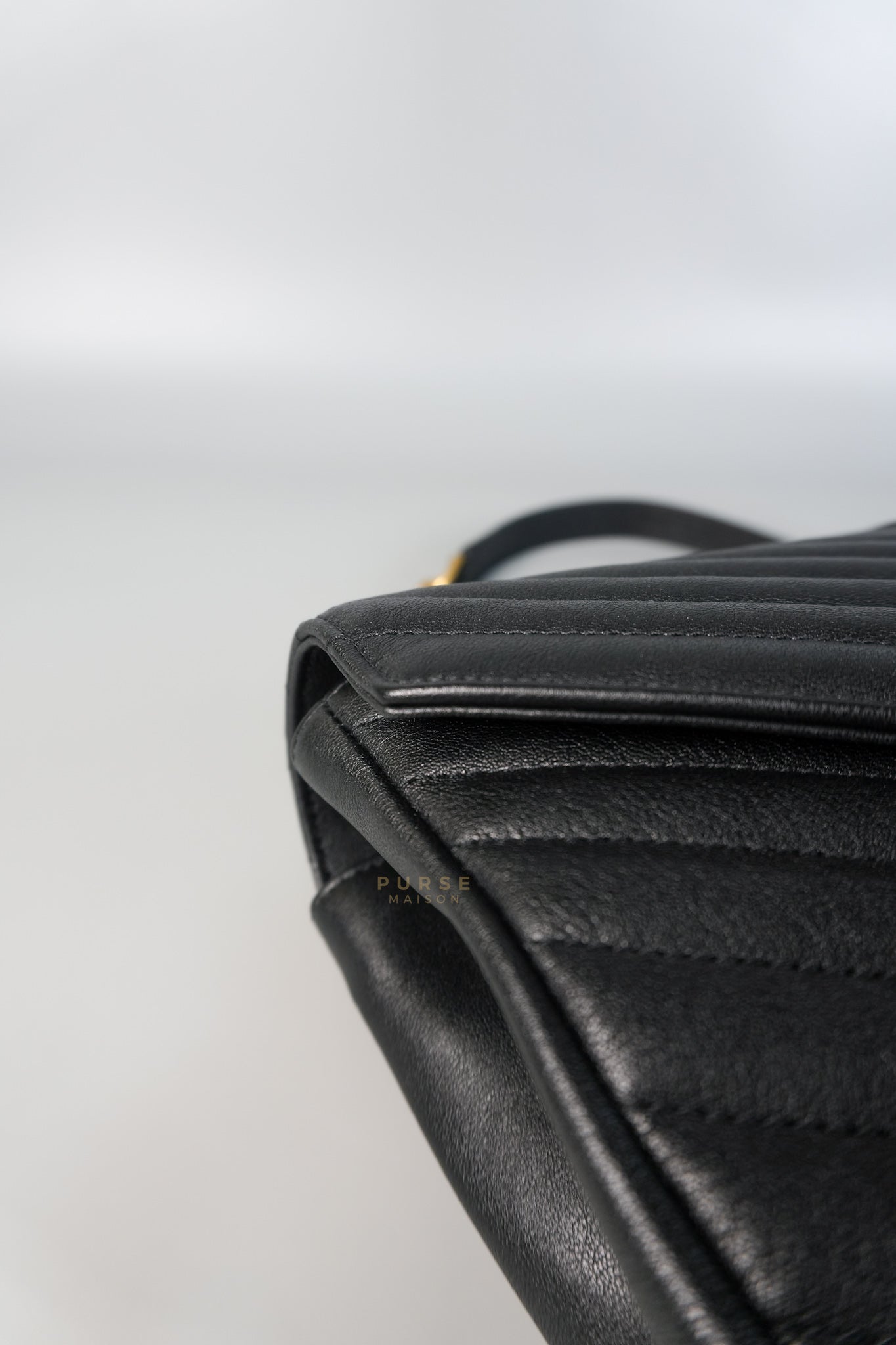 College Large in Black Chevron Quilted Leather | Purse Maison Luxury Bags Shop