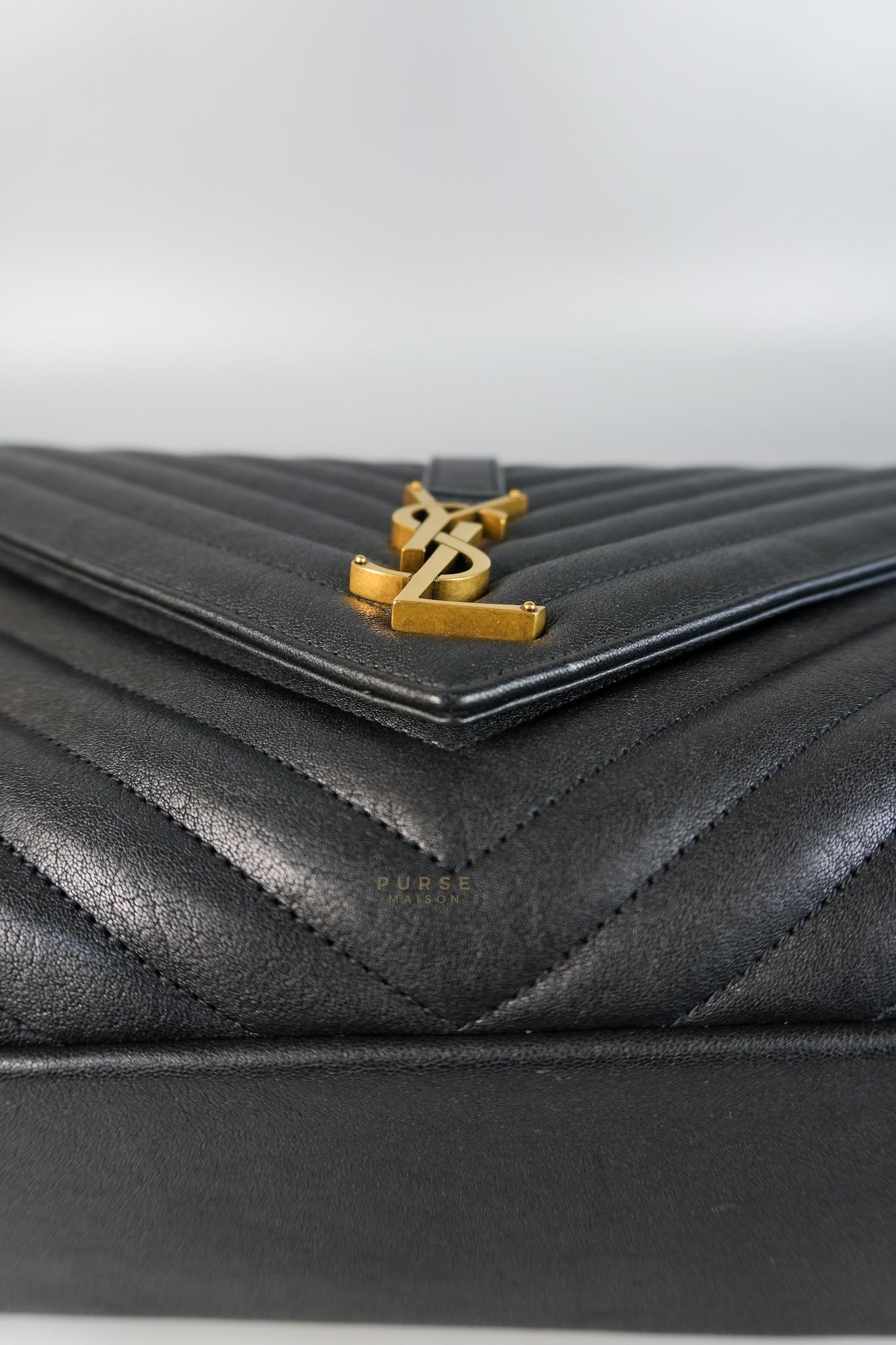 College Large in Black Chevron Quilted Leather | Purse Maison Luxury Bags Shop