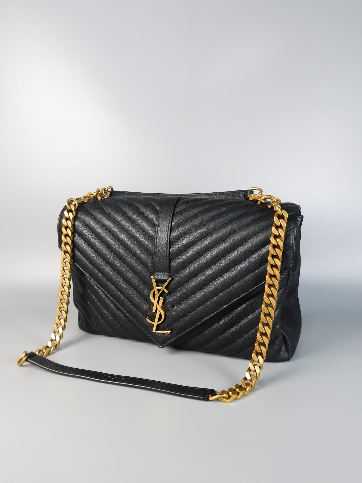 College Large in Black Chevron Quilted Leather | Purse Maison Luxury Bags Shop