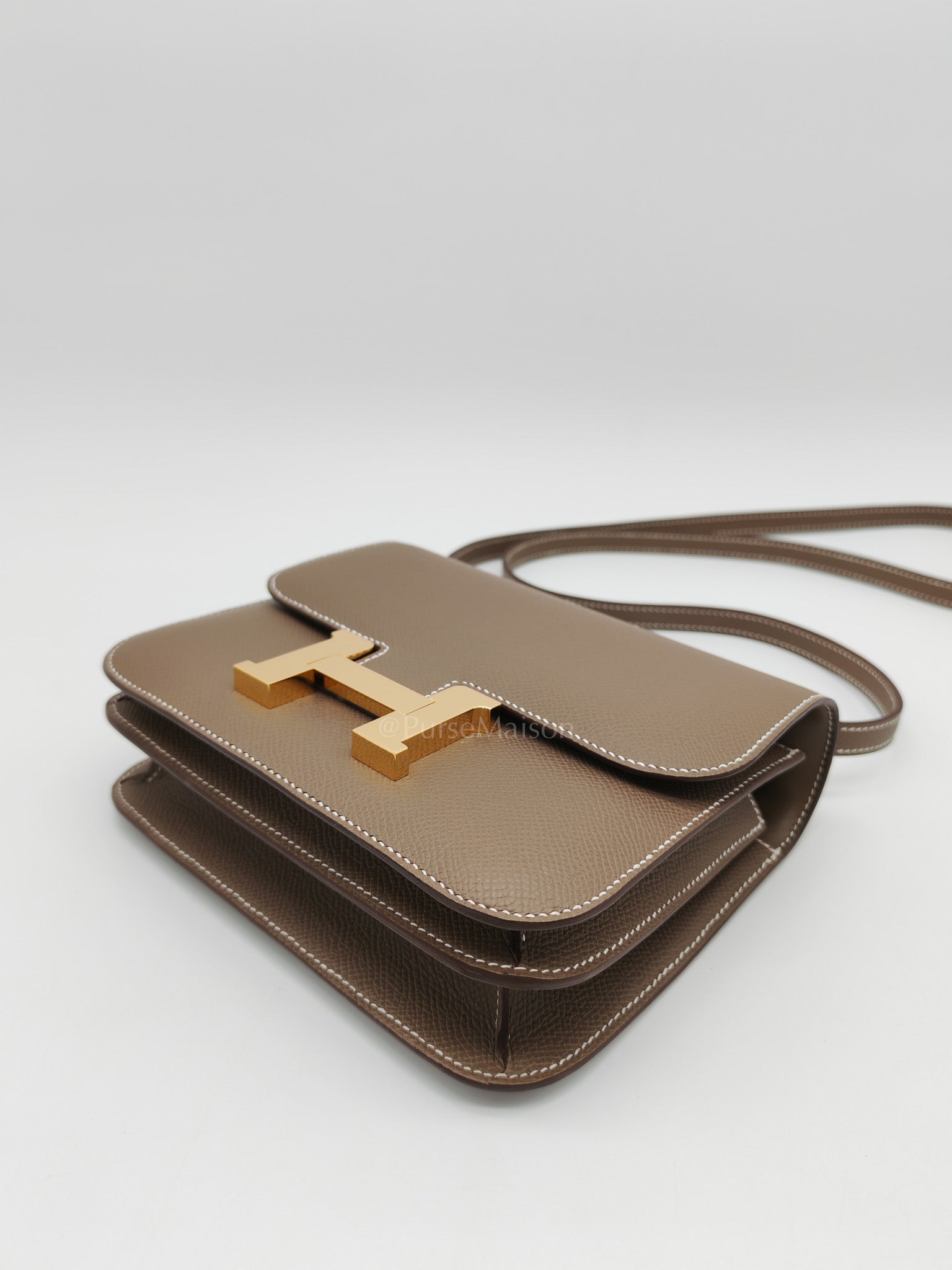 Constance 18 in Etoupe Epsom Leather and Gold Hardware Stamp K(2025) | Purse Maison Luxury Bags Shop