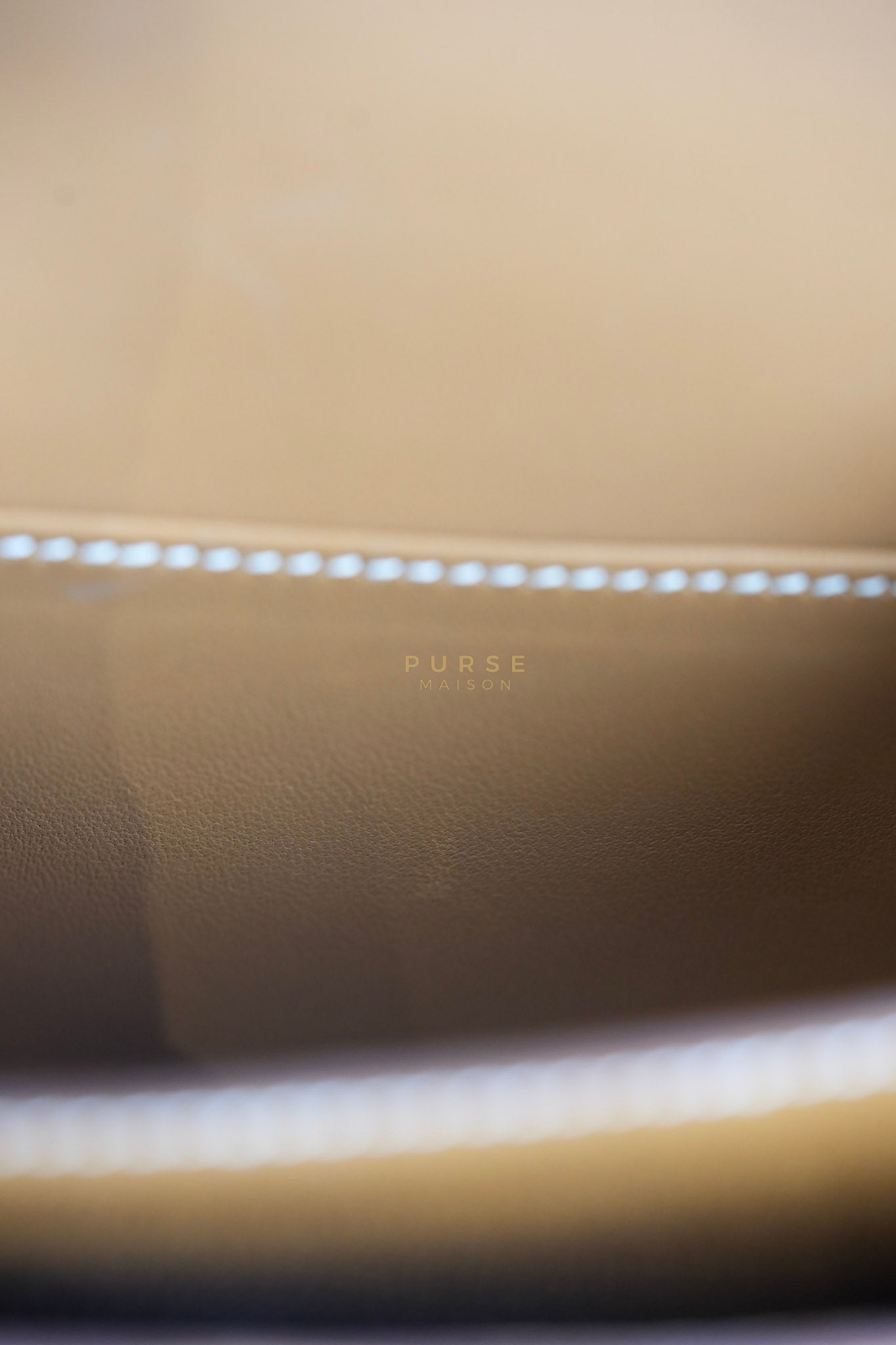 Constance 18 in Gold Epsom Leather and Gold Hardware Stamp U (2022) | Purse Maison Luxury Bags Shop