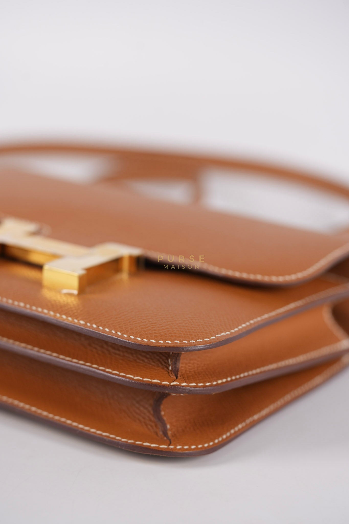 Constance 18 in Gold Epsom Leather and Gold Hardware Stamp U (2022) | Purse Maison Luxury Bags Shop