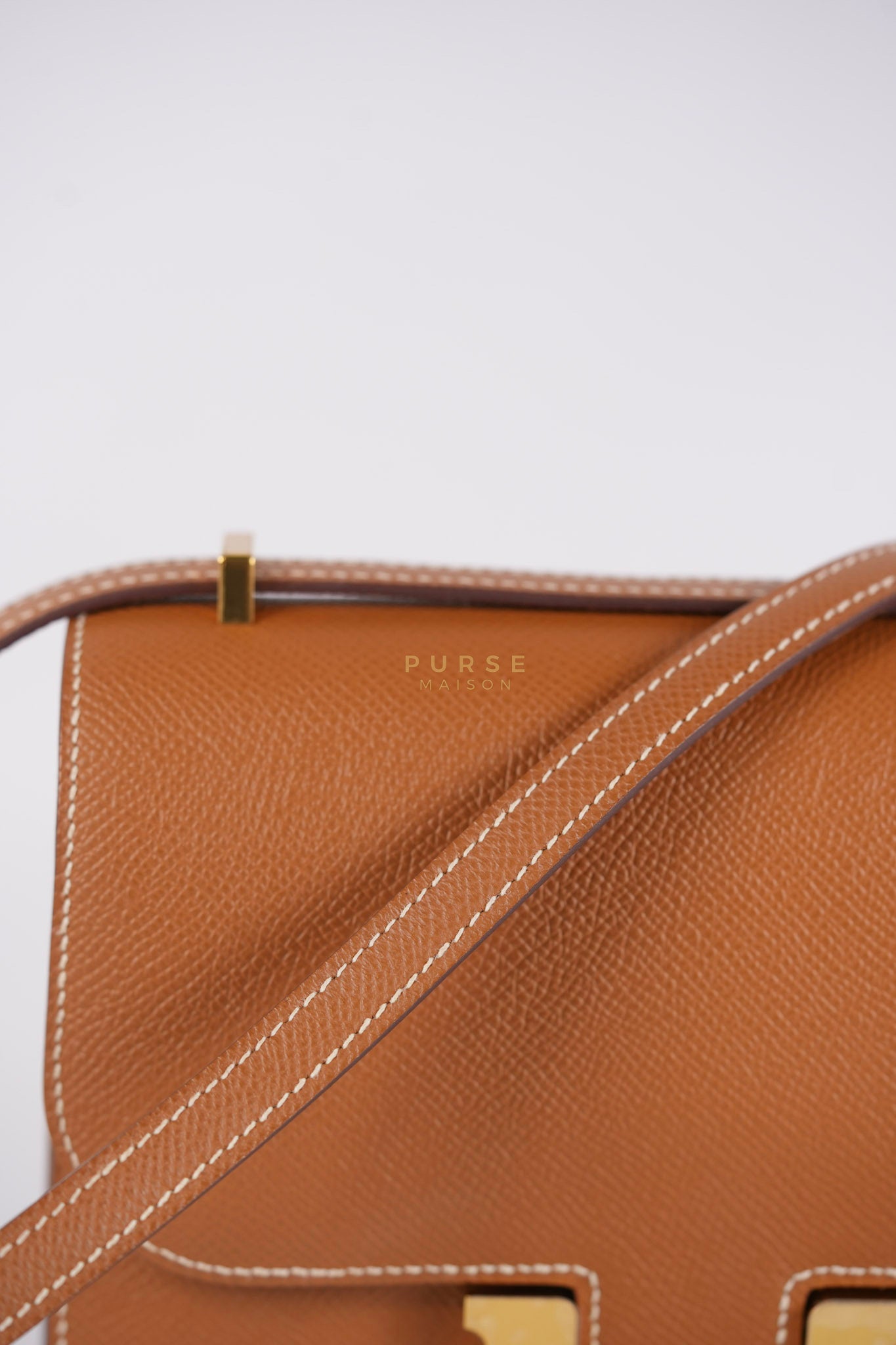 Constance 18 in Gold Epsom Leather and Gold Hardware Stamp U (2022) | Purse Maison Luxury Bags Shop