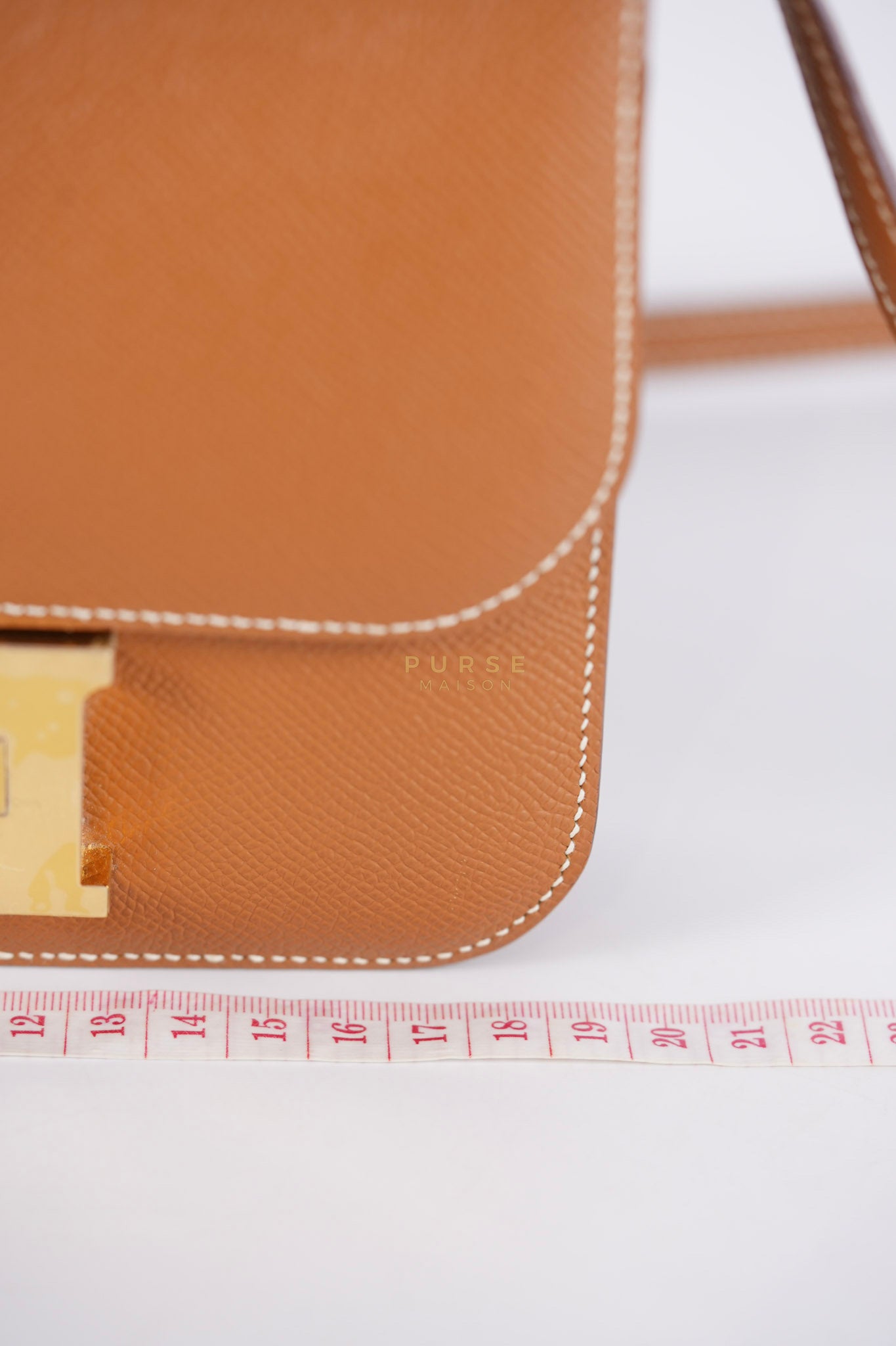 Constance 18 in Gold Epsom Leather and Gold Hardware Stamp U (2022) | Purse Maison Luxury Bags Shop