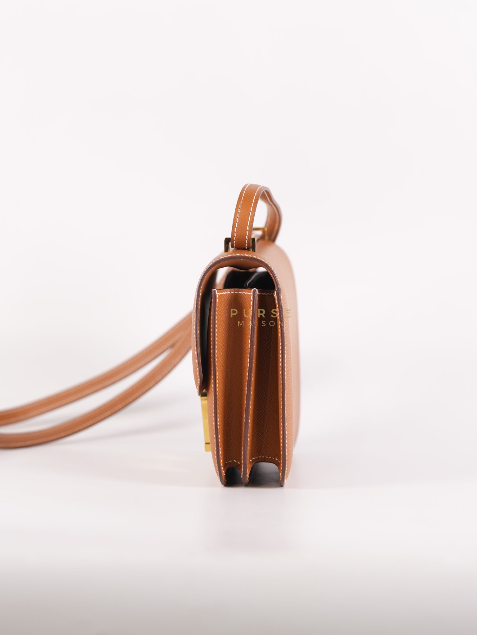 Constance 18 in Gold Epsom Leather and Gold Hardware Stamp U (2022) | Purse Maison Luxury Bags Shop