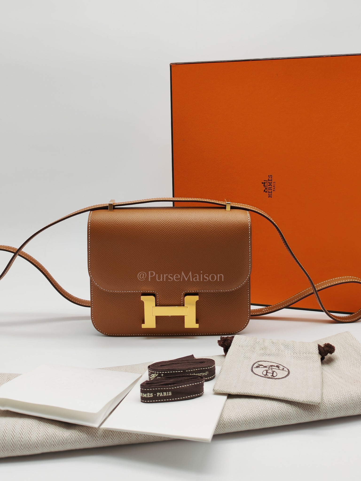 Constance 18 in Gold Epsom Leather & Gold Hardware Stamp U(2022) | Purse Maison Luxury Bags Shop