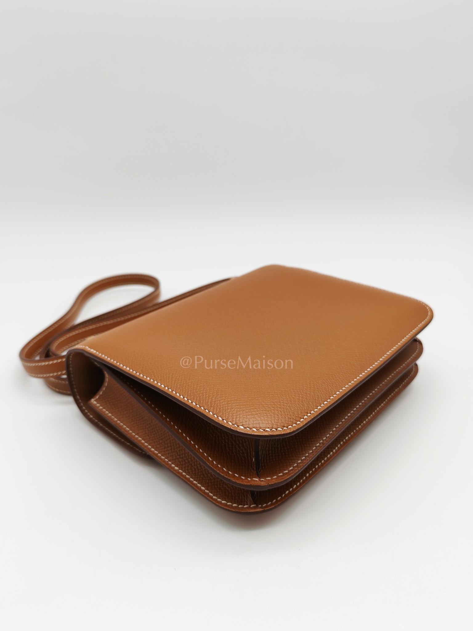 Constance 18 in Gold Epsom Leather & Gold Hardware Stamp U(2022) | Purse Maison Luxury Bags Shop