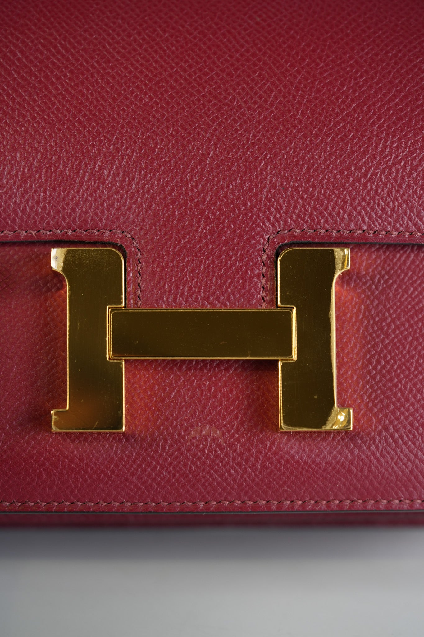 Constance 18 in Rouge Grenat Epsom Leather and Gold Hardware Stamp U (2022) | Purse Maison Luxury Bags Shop