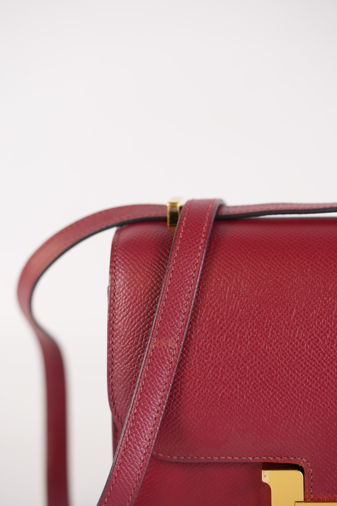 Constance 18 in Rouge Grenat Epsom Leather and Gold Hardware Stamp U (2022) | Purse Maison Luxury Bags Shop