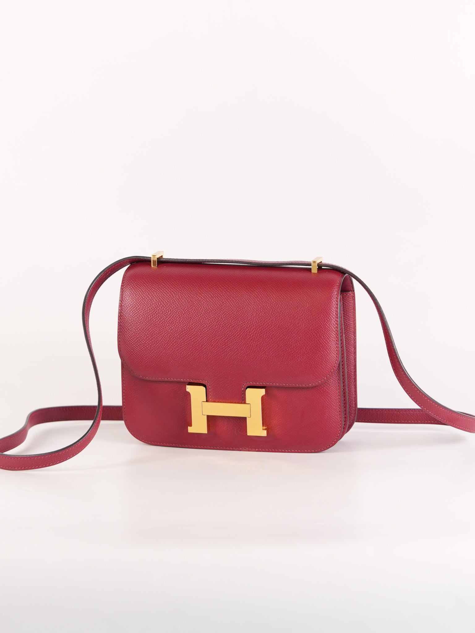 Constance 18 in Rouge Grenat Epsom Leather and Gold Hardware Stamp U (2022) | Purse Maison Luxury Bags Shop