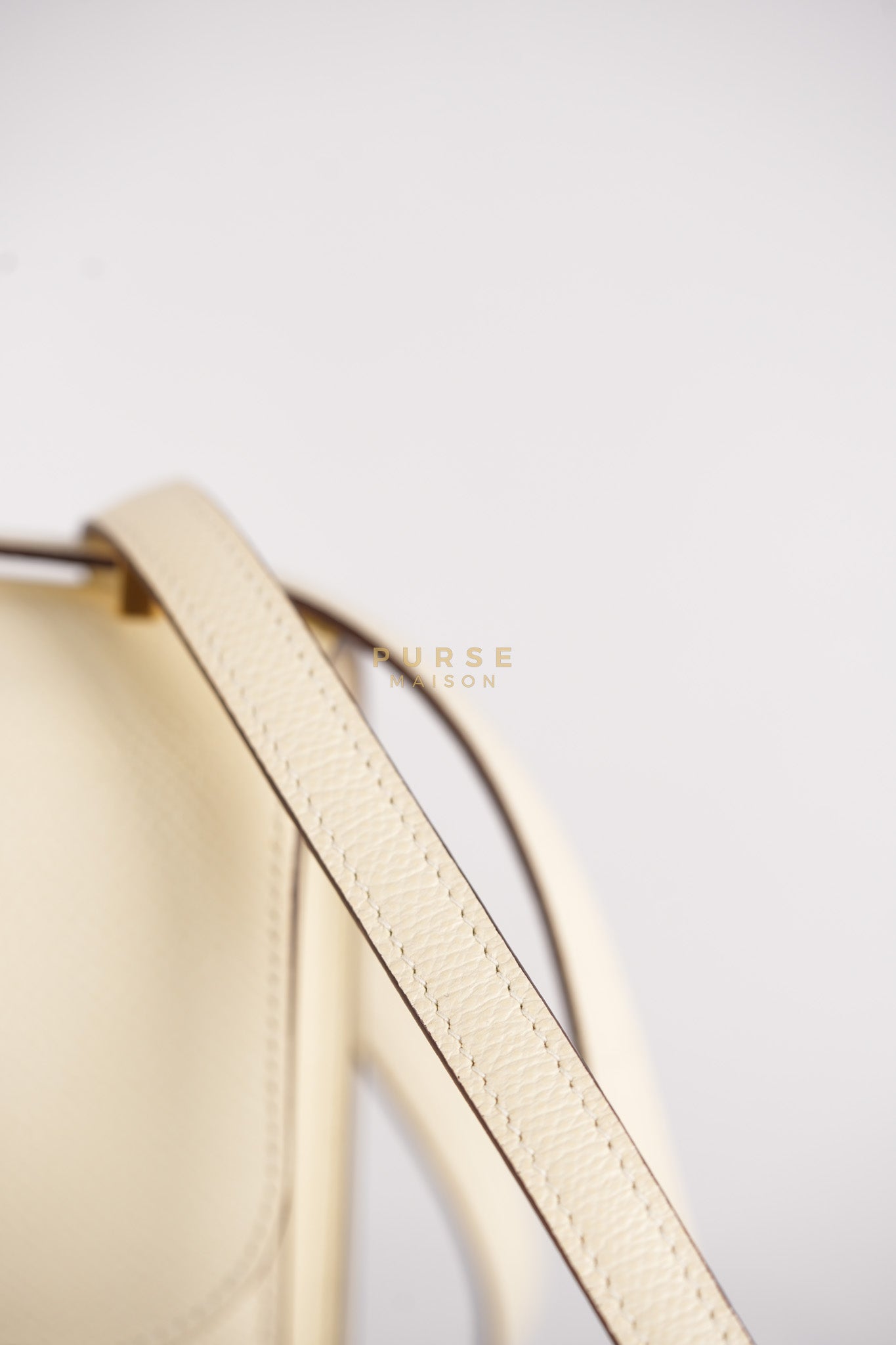 Constance 18 Nata in Epsom Leather and Gold Hardware Stamp U (2022) | Purse Maison Luxury Bags Shop