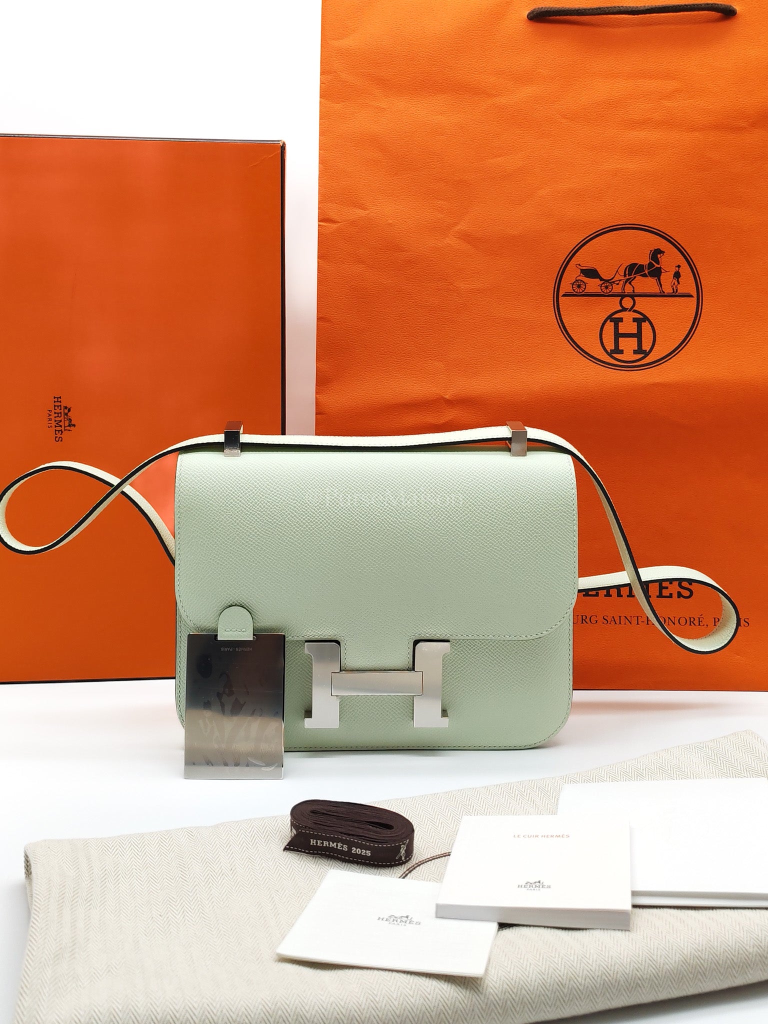 Constance 24 in Vert Fizz Epsom Leather Palladium Hardware Stamp B(2023) | Purse Maison Luxury Bags Shop