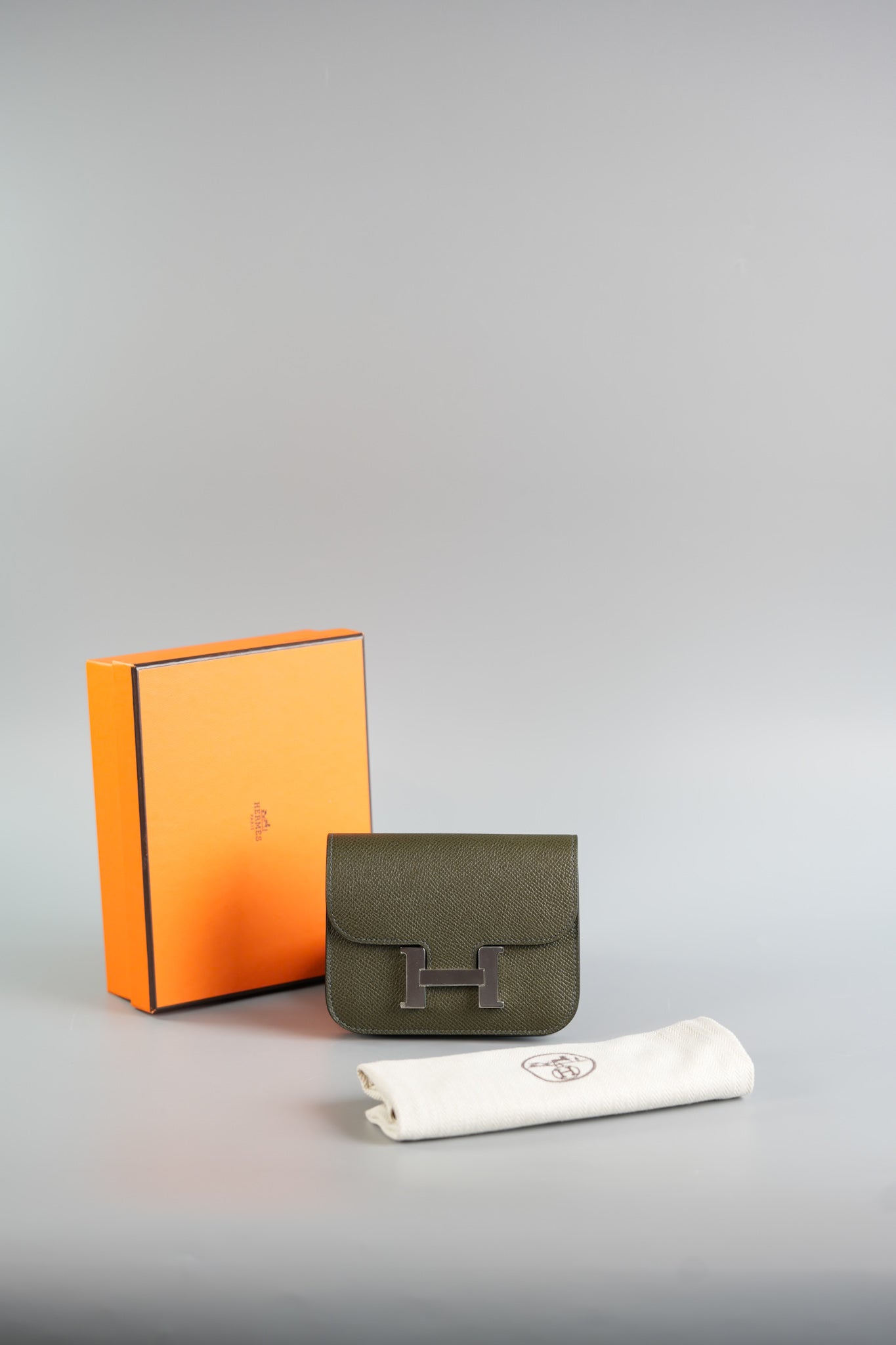 Constance Slim Wallet in Vert de Gris Epsom Leather & Palladium Hardware Stamp Y (2020) | Purse Maison Luxury Bags Shop