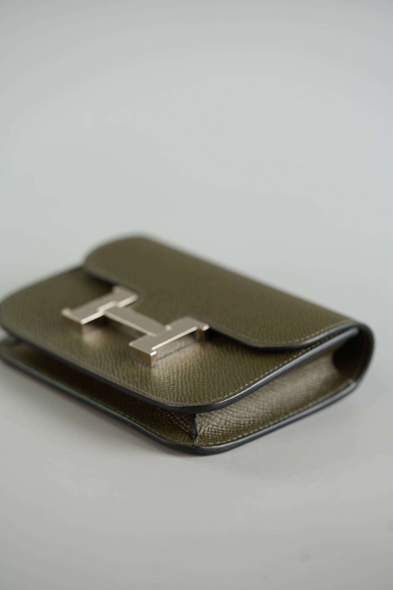 Constance Slim Wallet in Vert de Gris Epsom Leather & Palladium Hardware Stamp Y (2020) | Purse Maison Luxury Bags Shop